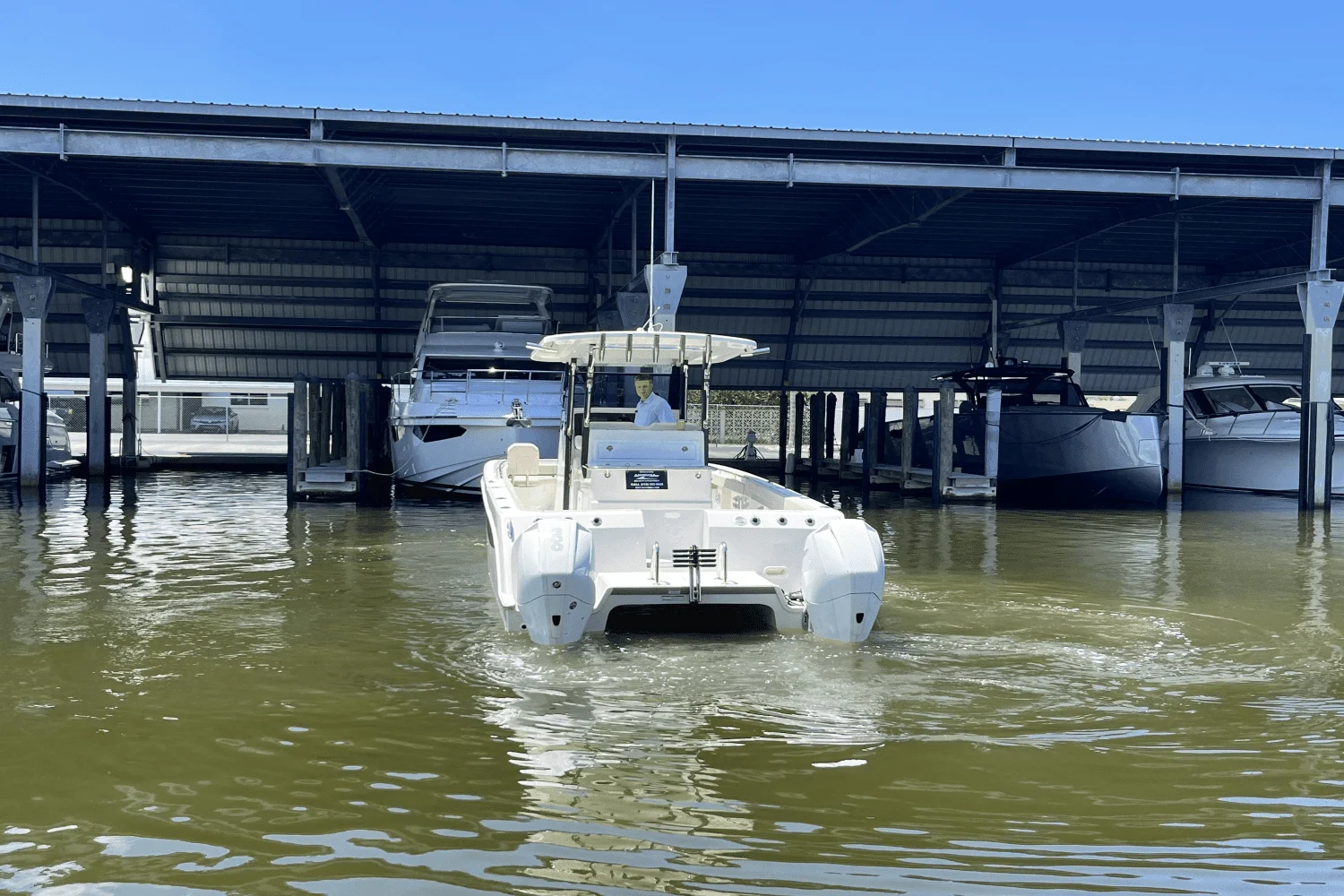 2022 Aquila
                                                             28 Molokai Power Catamaran Image Thumbnail #4