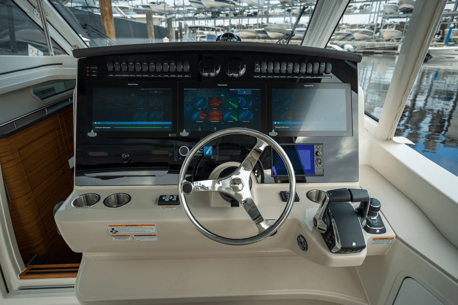 2023 Boston Whaler
                                                             380 Realm Image Thumbnail #20