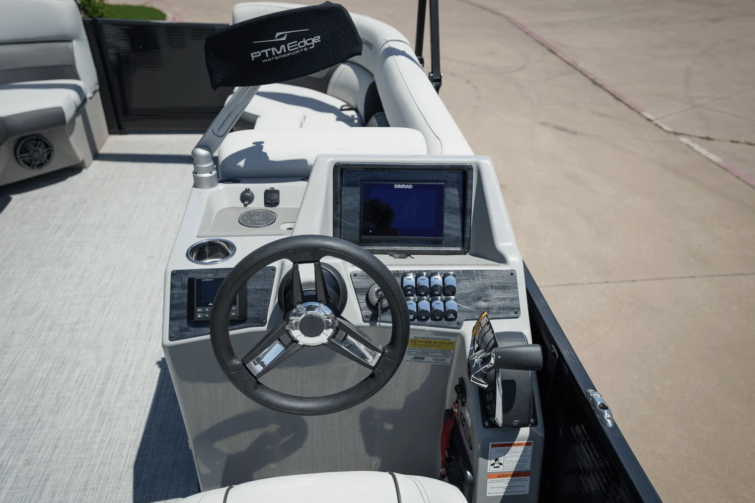 2023 Harris
                                                             Cruiser 230 Image Thumbnail #10