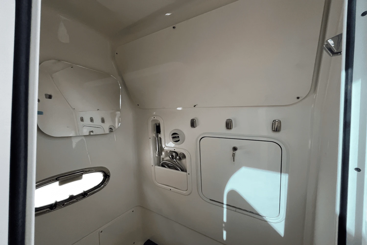2023 Boston Whaler
                                                             380 Outrage Image Thumbnail #32