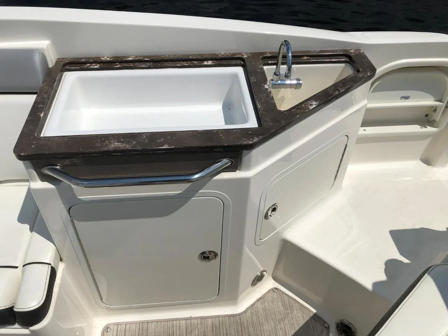 2016 Sea Ray 290 SUNDECK Image Thumbnail #25