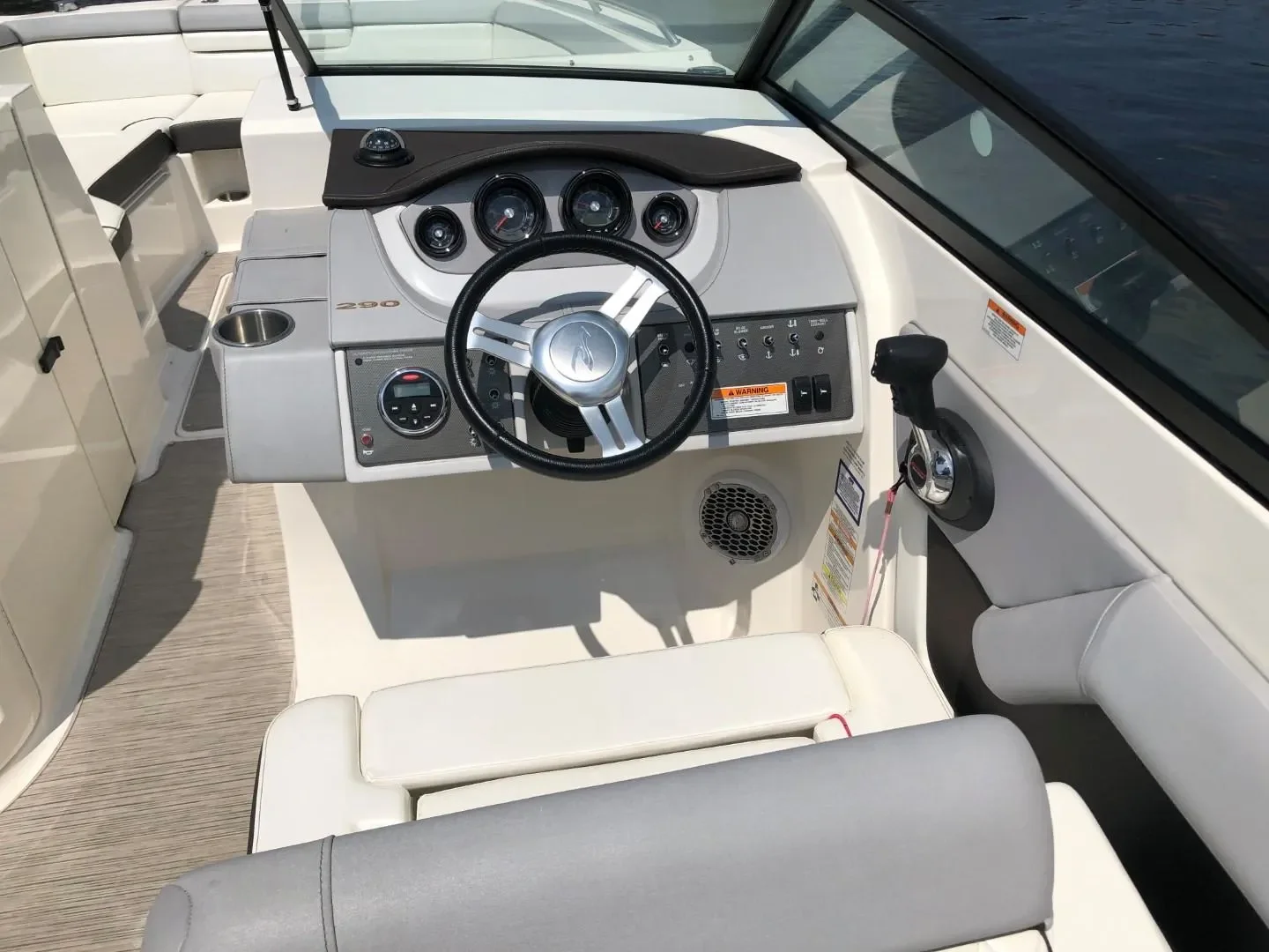 2016 Sea Ray 290 SUNDECK Image Thumbnail #13