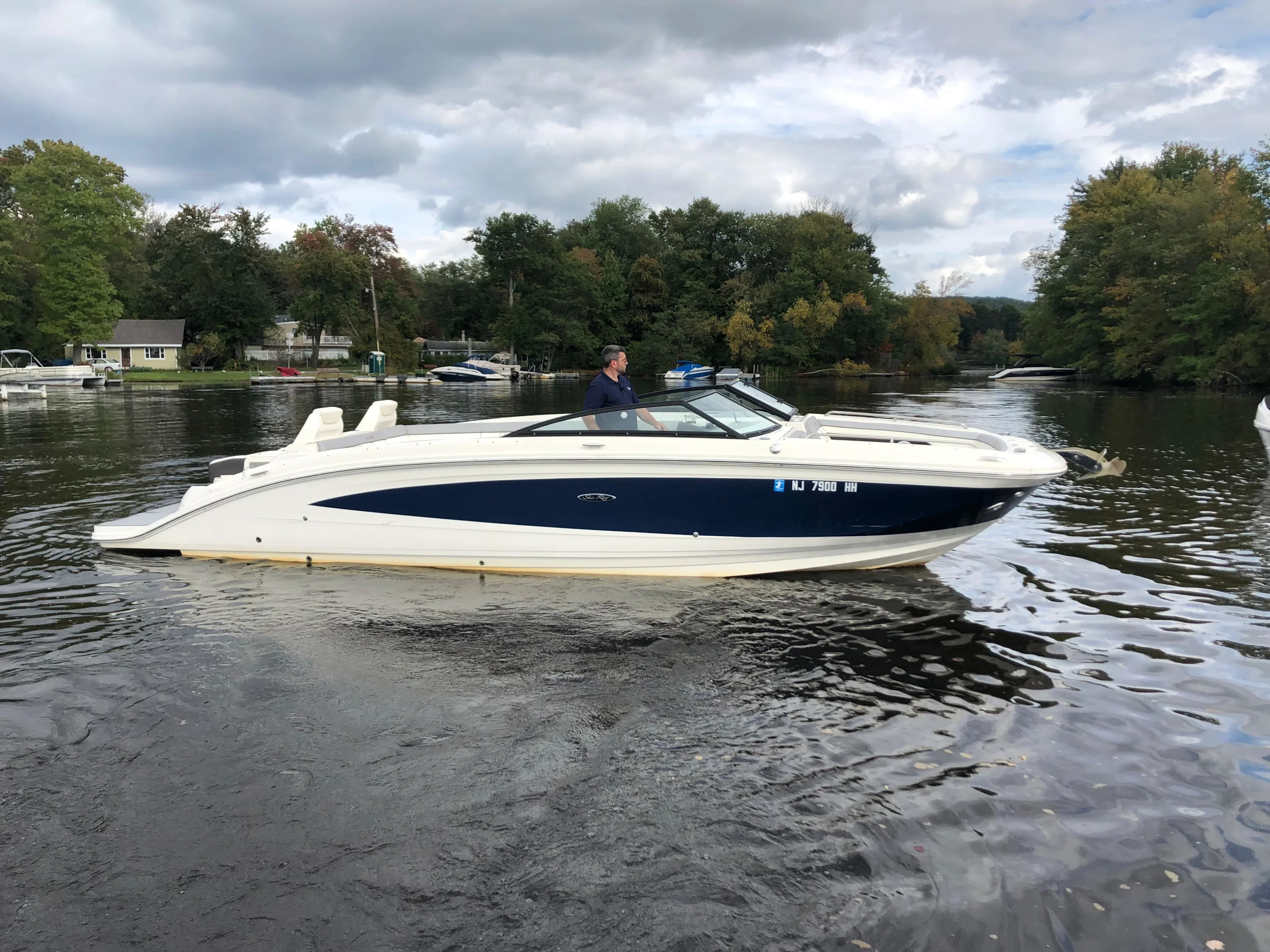 2016 Sea Ray 290 SUNDECK Image Thumbnail #0