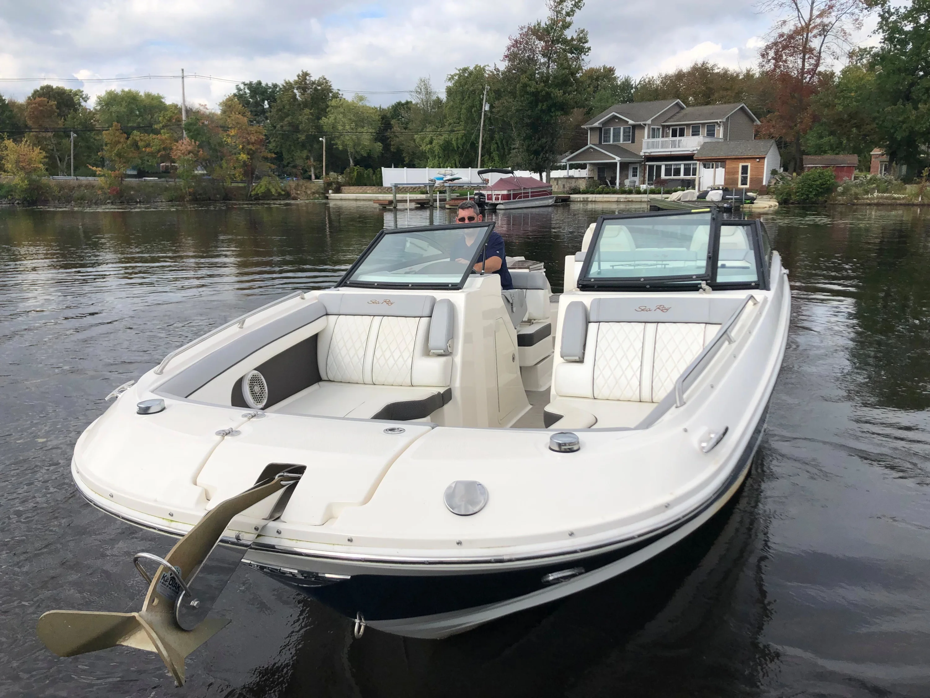 2016 Sea Ray 290 SUNDECK Image Thumbnail #4