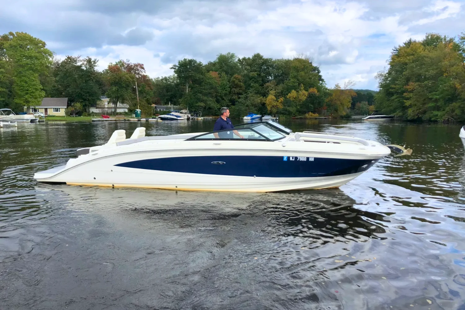 2016 Sea Ray 290 SUNDECK Image Thumbnail #0