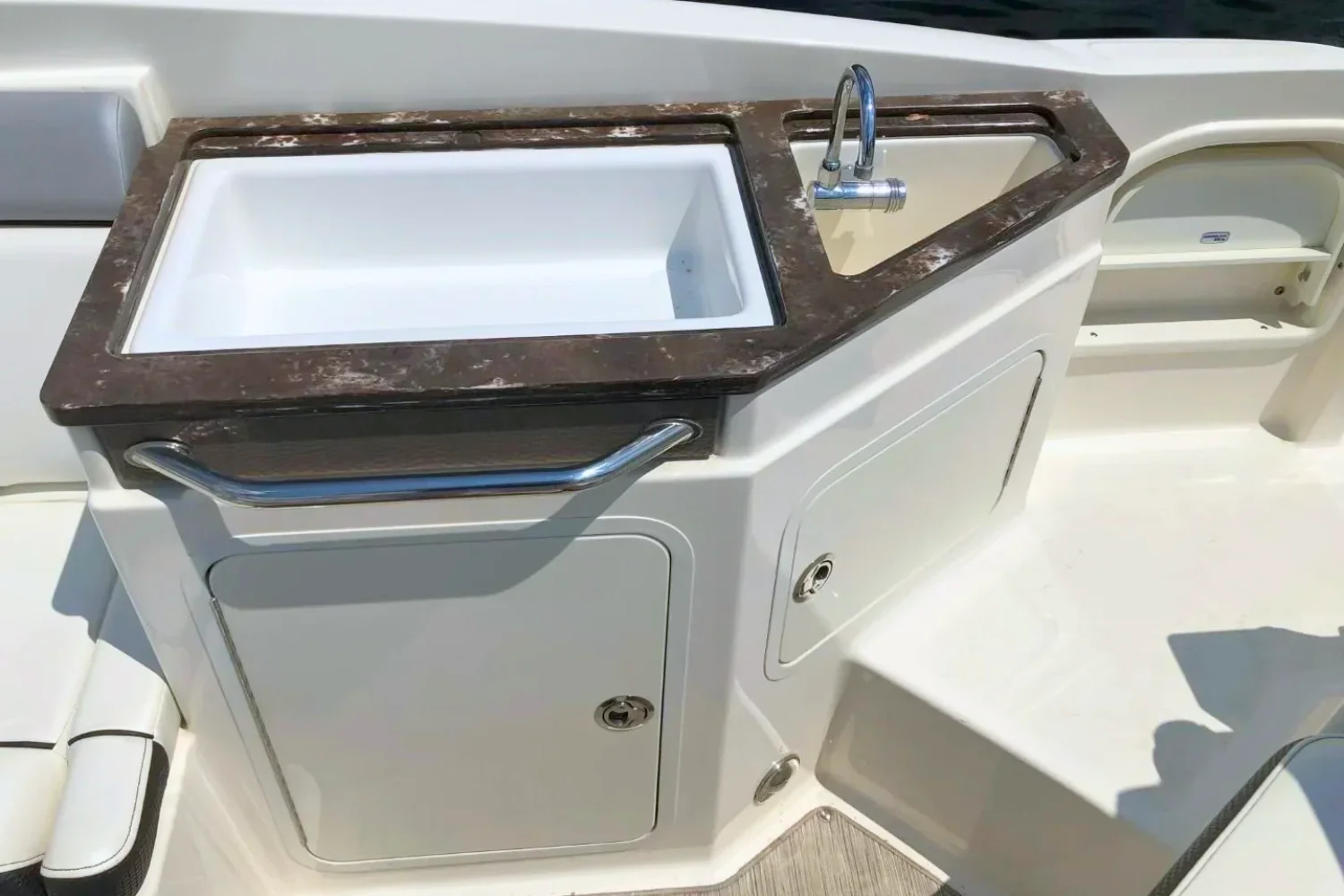 2016 Sea Ray 290 SUNDECK Image Thumbnail #20