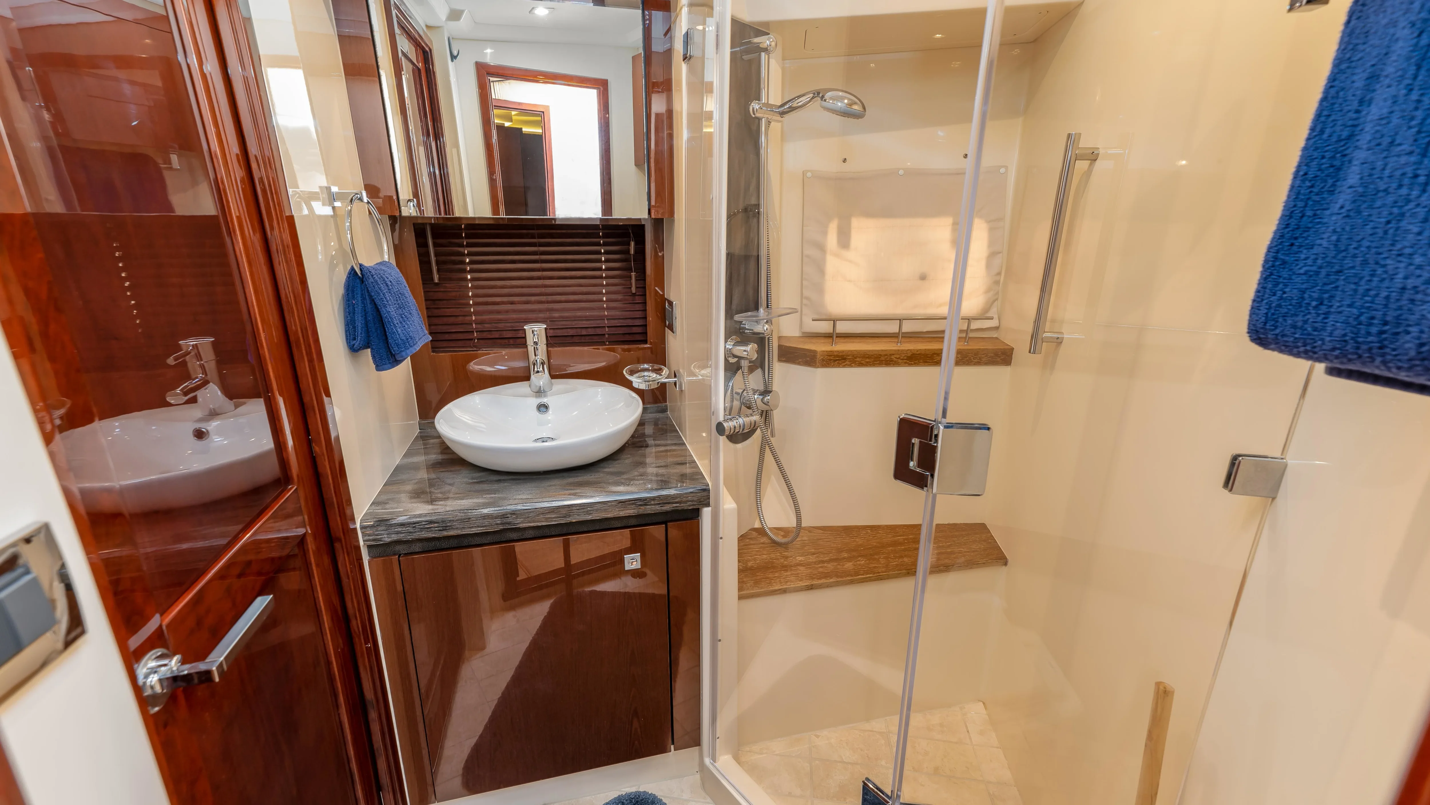 2016 Sea Ray 510 FLY Image Thumbnail #28