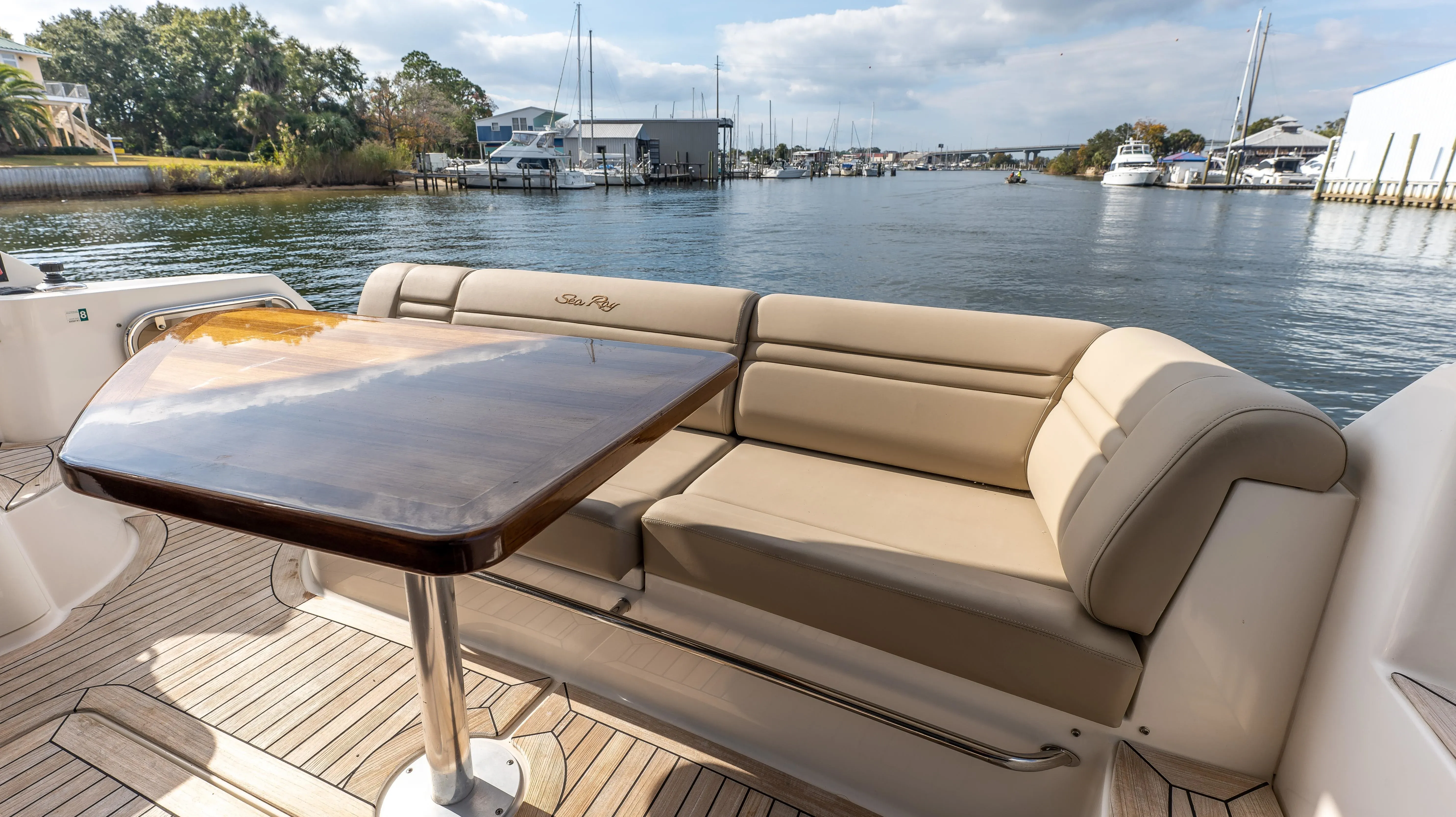 2016 Sea Ray 510 FLY Image Thumbnail #12