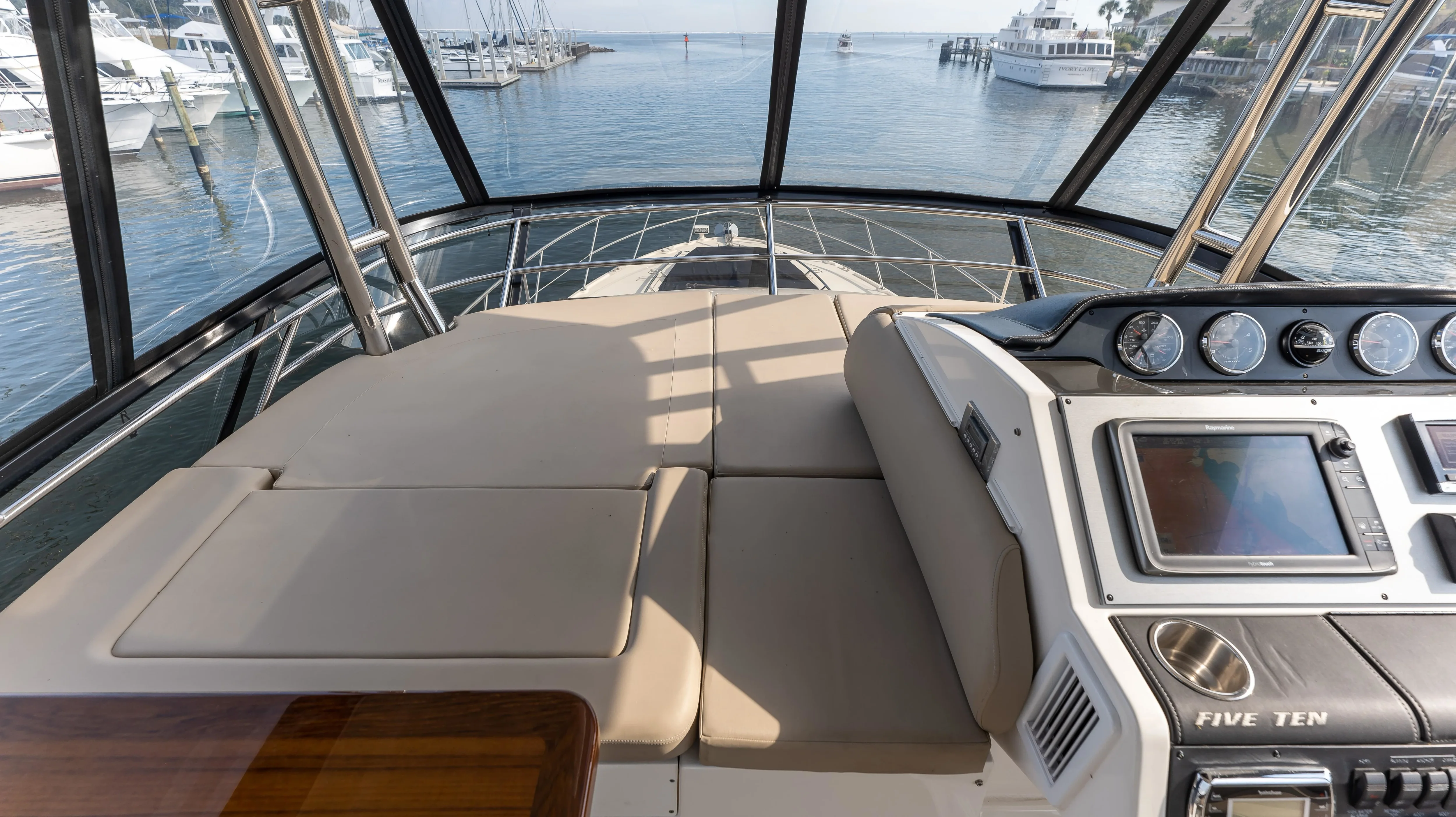 2016 Sea Ray 510 FLY Image Thumbnail #41