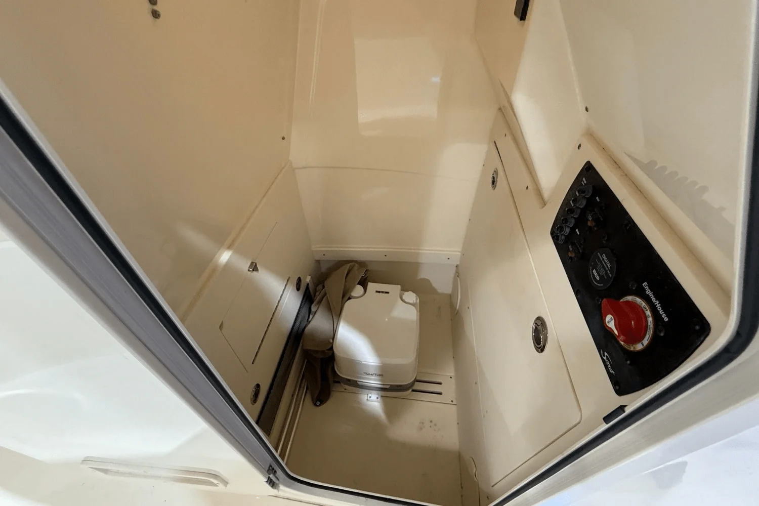 2024 Scout 215 XSF Image Thumbnail #17