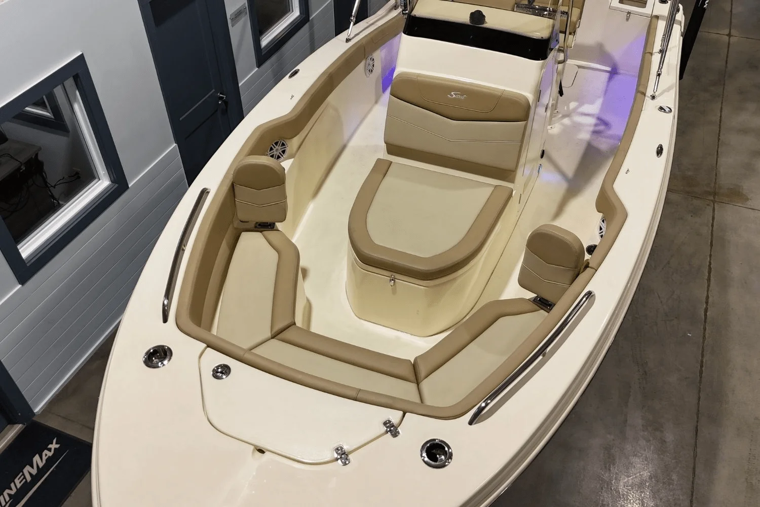 2024 Scout 215 XSF Image Thumbnail #3