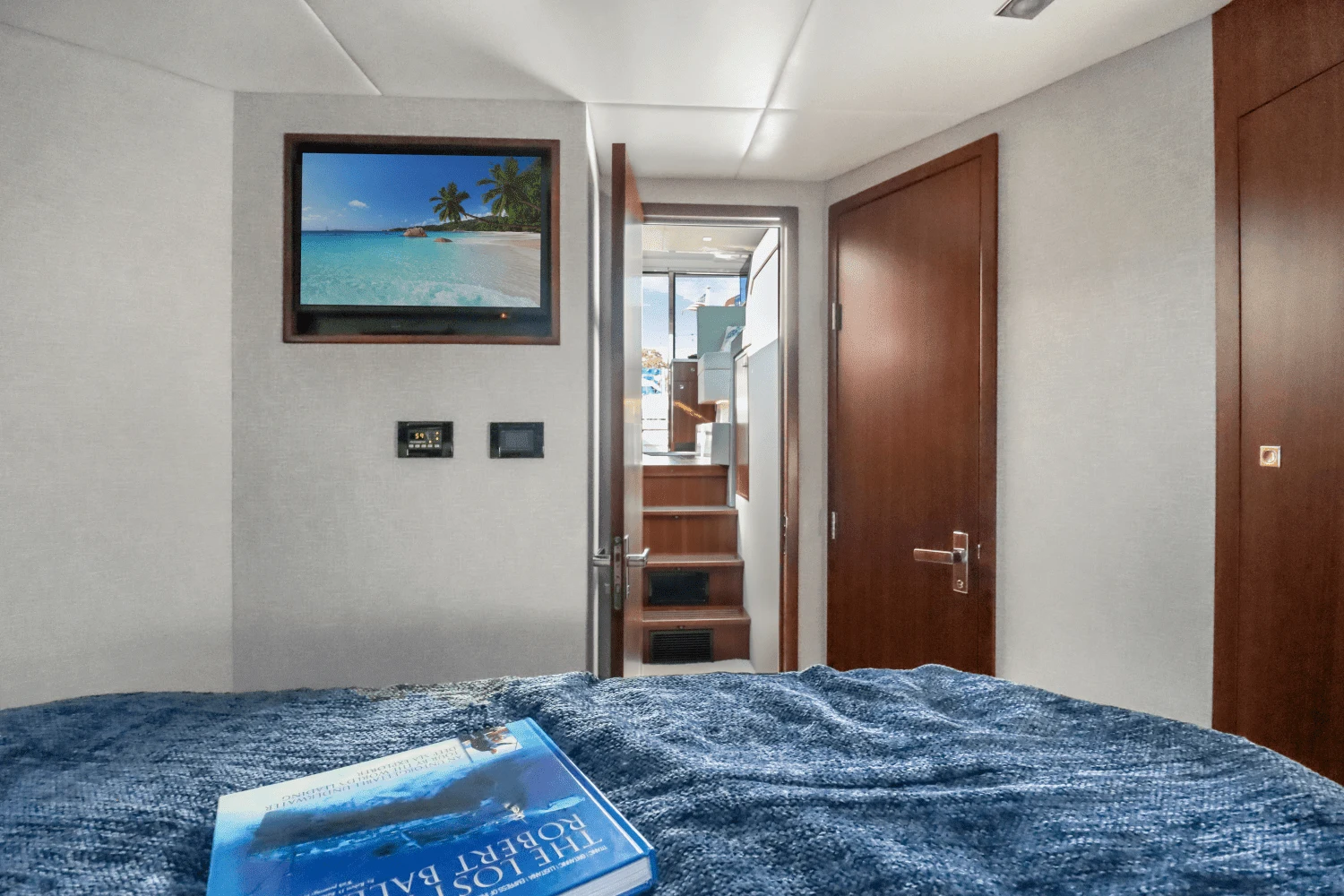 2023 Cruisers Yachts
                                                             42 Cantius Image Thumbnail #19