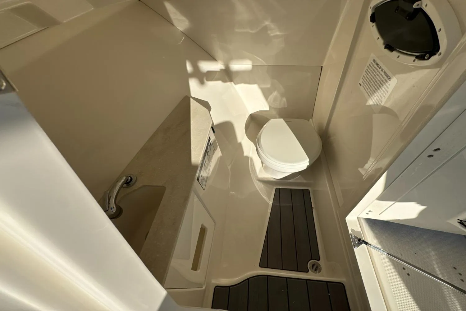 2024 Sailfish 276 DC Image Thumbnail #23