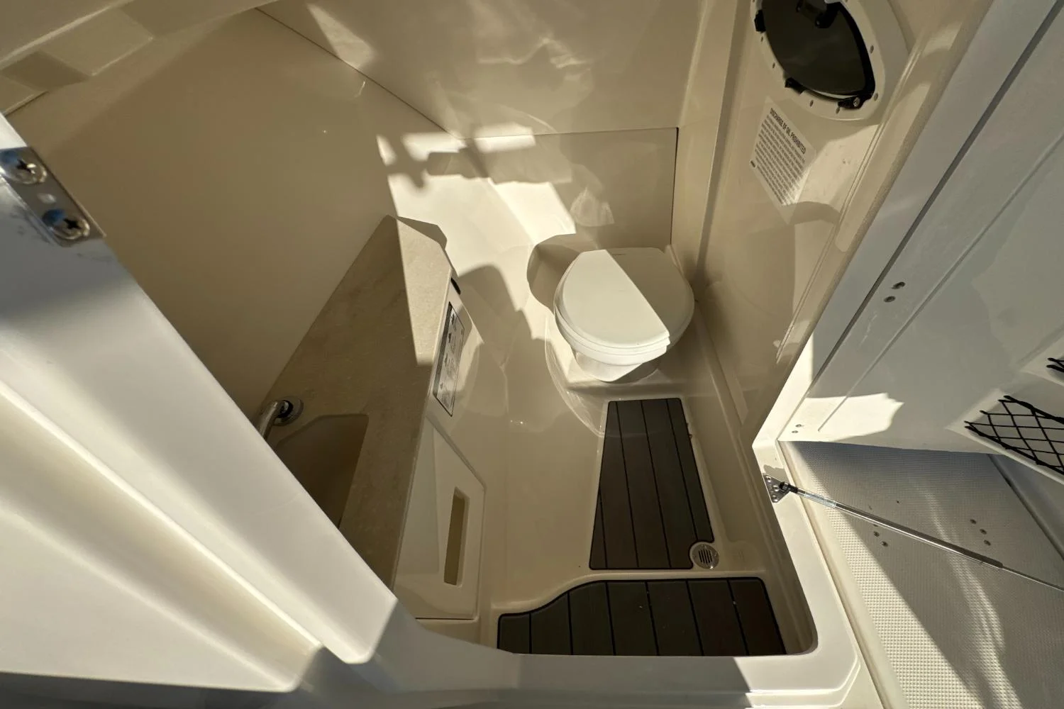 2024 Sailfish 276 DC Image Thumbnail #22