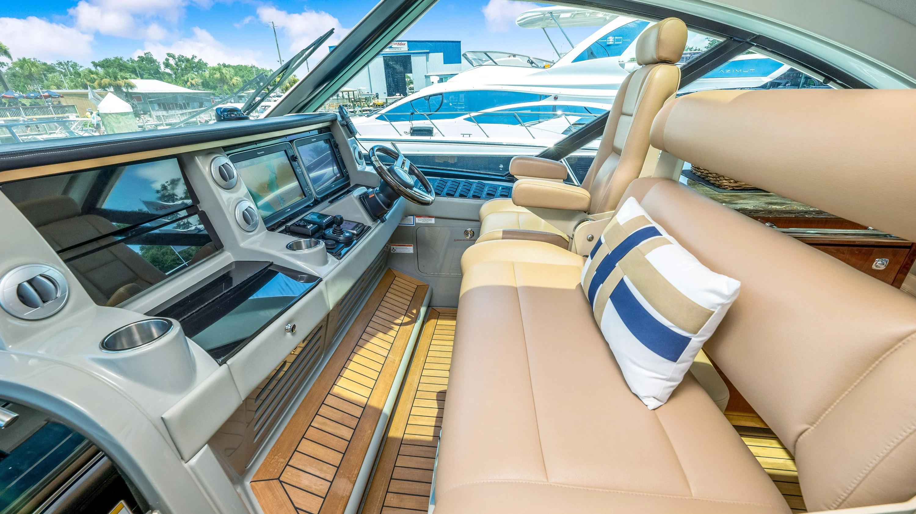 2013 Sea Ray 610 SUNDANCER Image Thumbnail #62