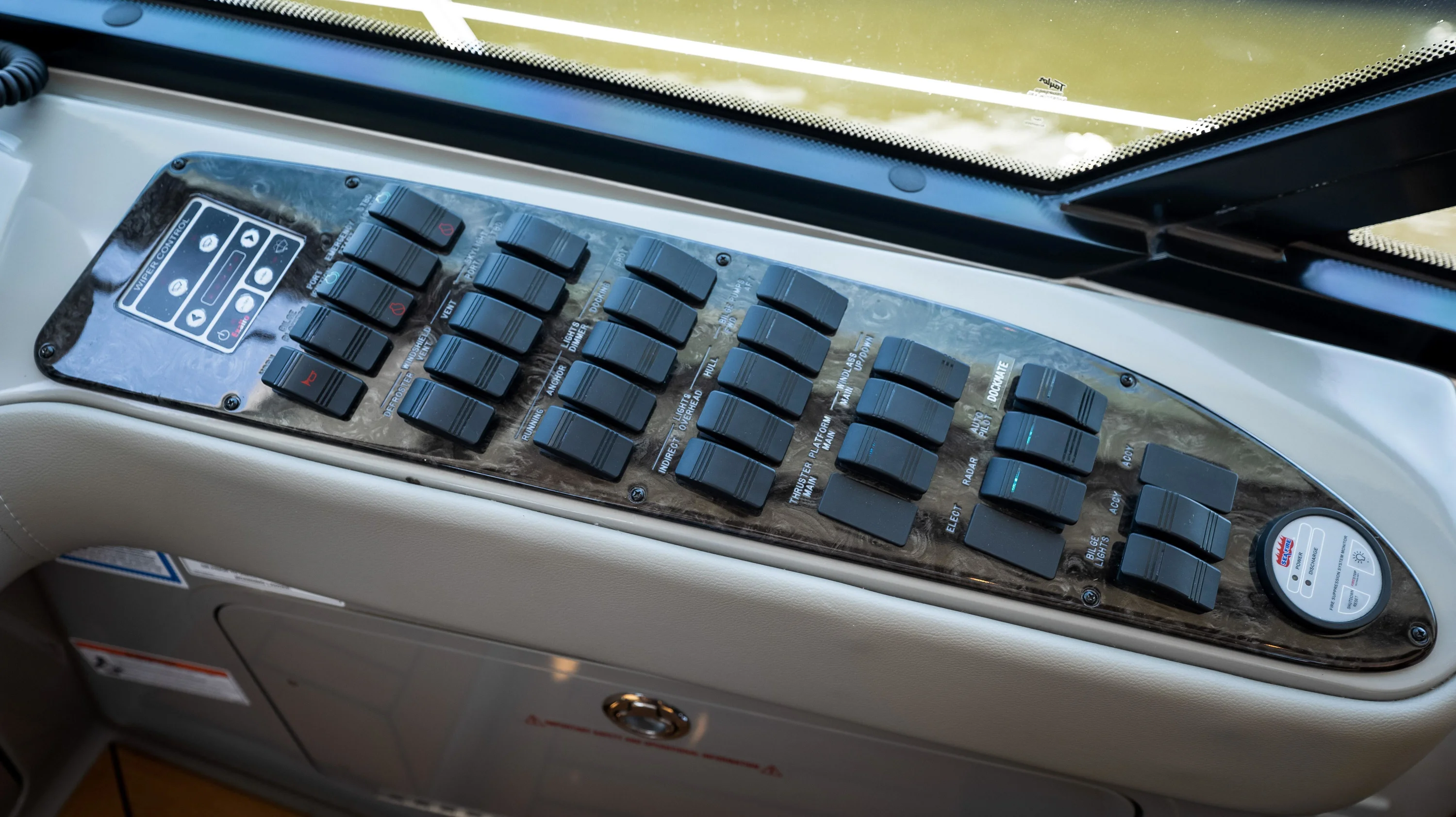 2013 Sea Ray 610 SUNDANCER Image Thumbnail #70