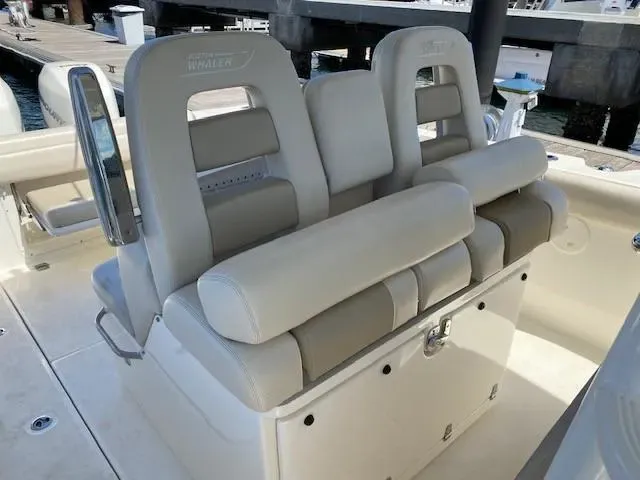 2019 Boston Whaler 330 Outrage Image Thumbnail #19