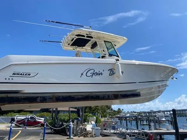 2019 Boston Whaler 330 Outrage Image Thumbnail #7