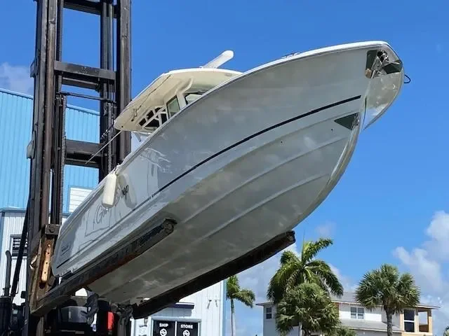 2019 Boston Whaler 330 Outrage Image Thumbnail #9