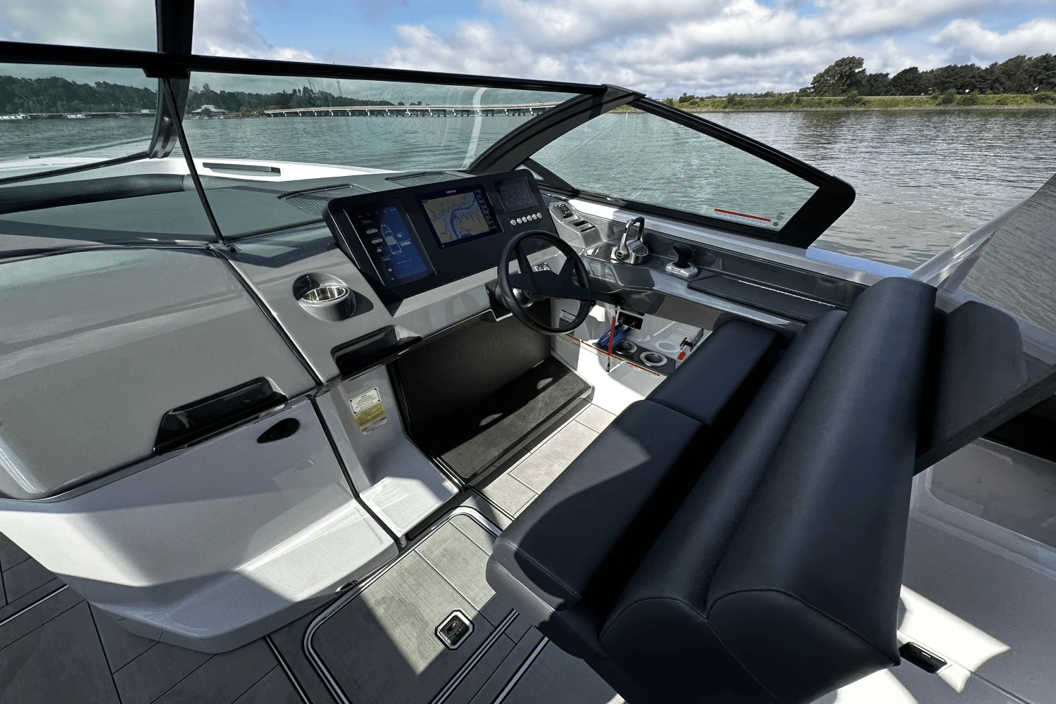 2023 Aviara
                                                             AV32 Image Thumbnail #13