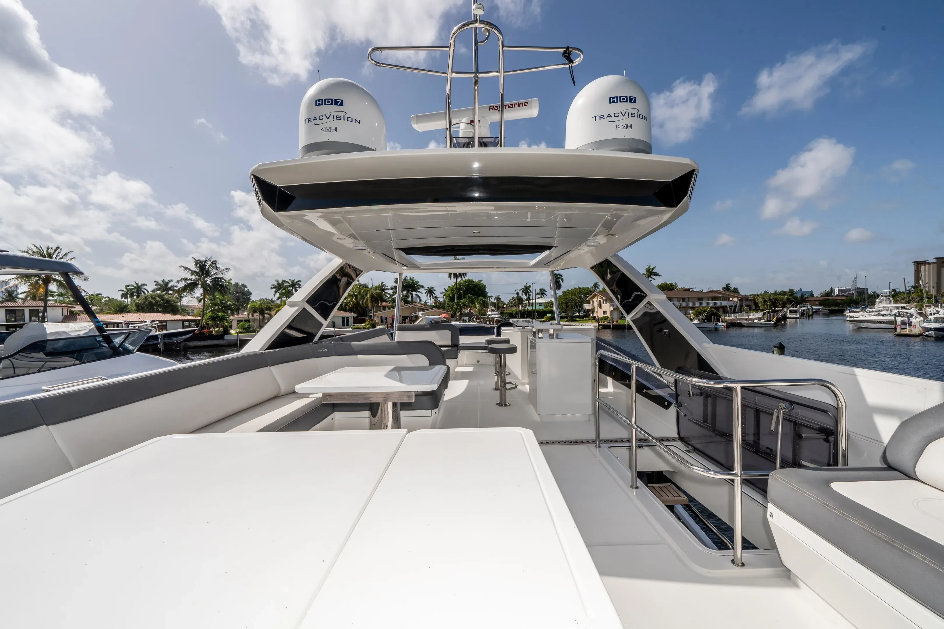 2019 Galeon
                                                             640 FLY Image Thumbnail #42