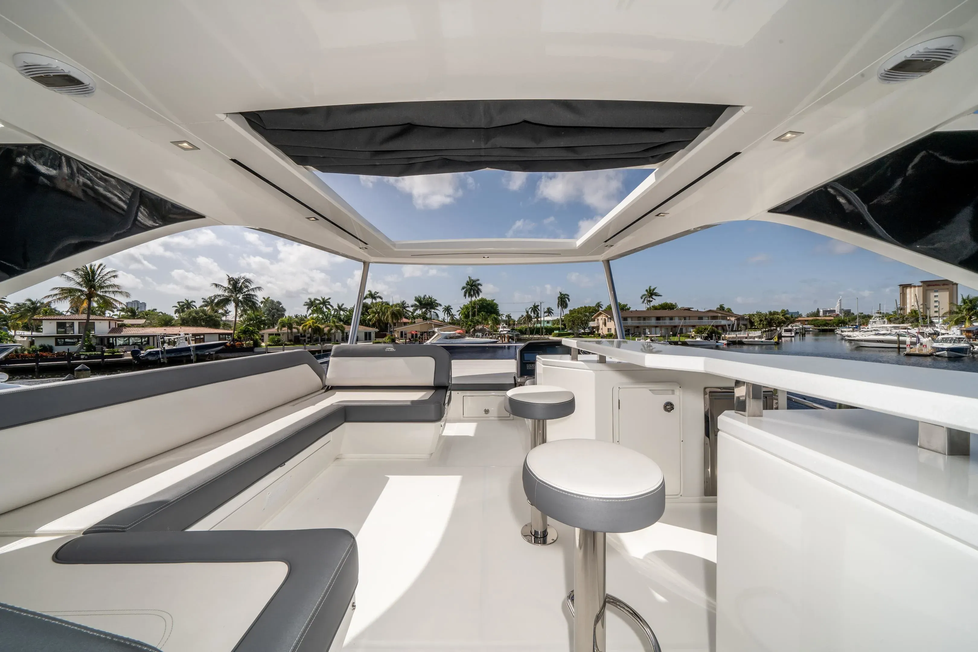 2019 Galeon
                                                             640 FLY Image Thumbnail #44