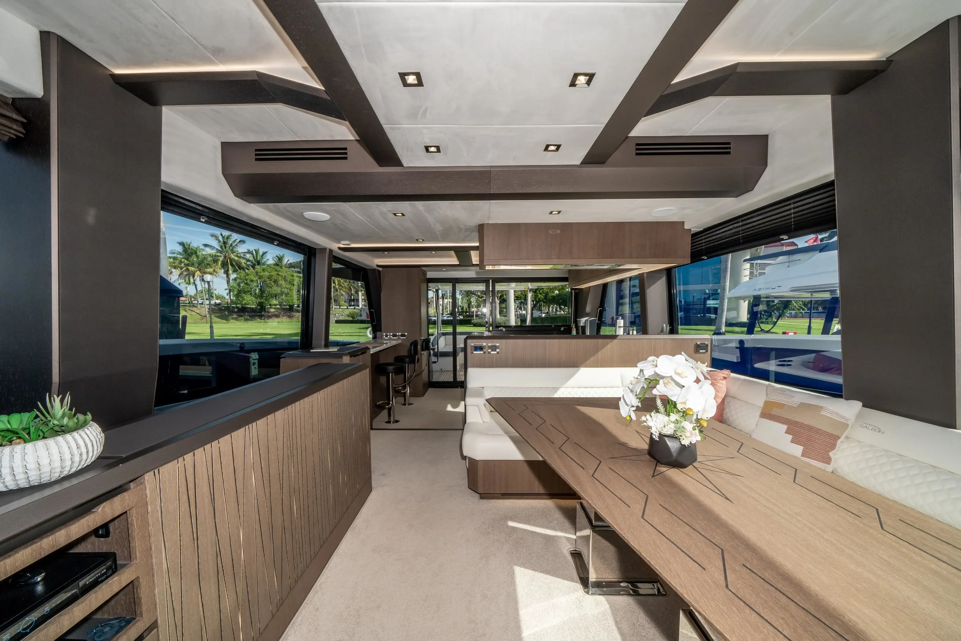 2019 Galeon
                                                             640 FLY Image Thumbnail #23