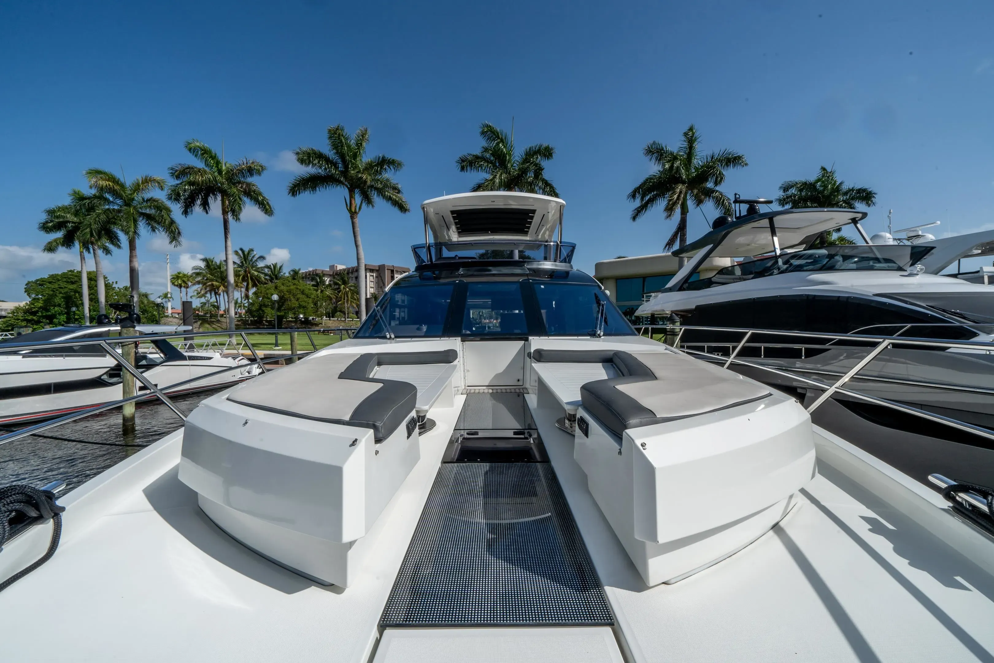 2019 Galeon
                                                             640 FLY Image Thumbnail #41