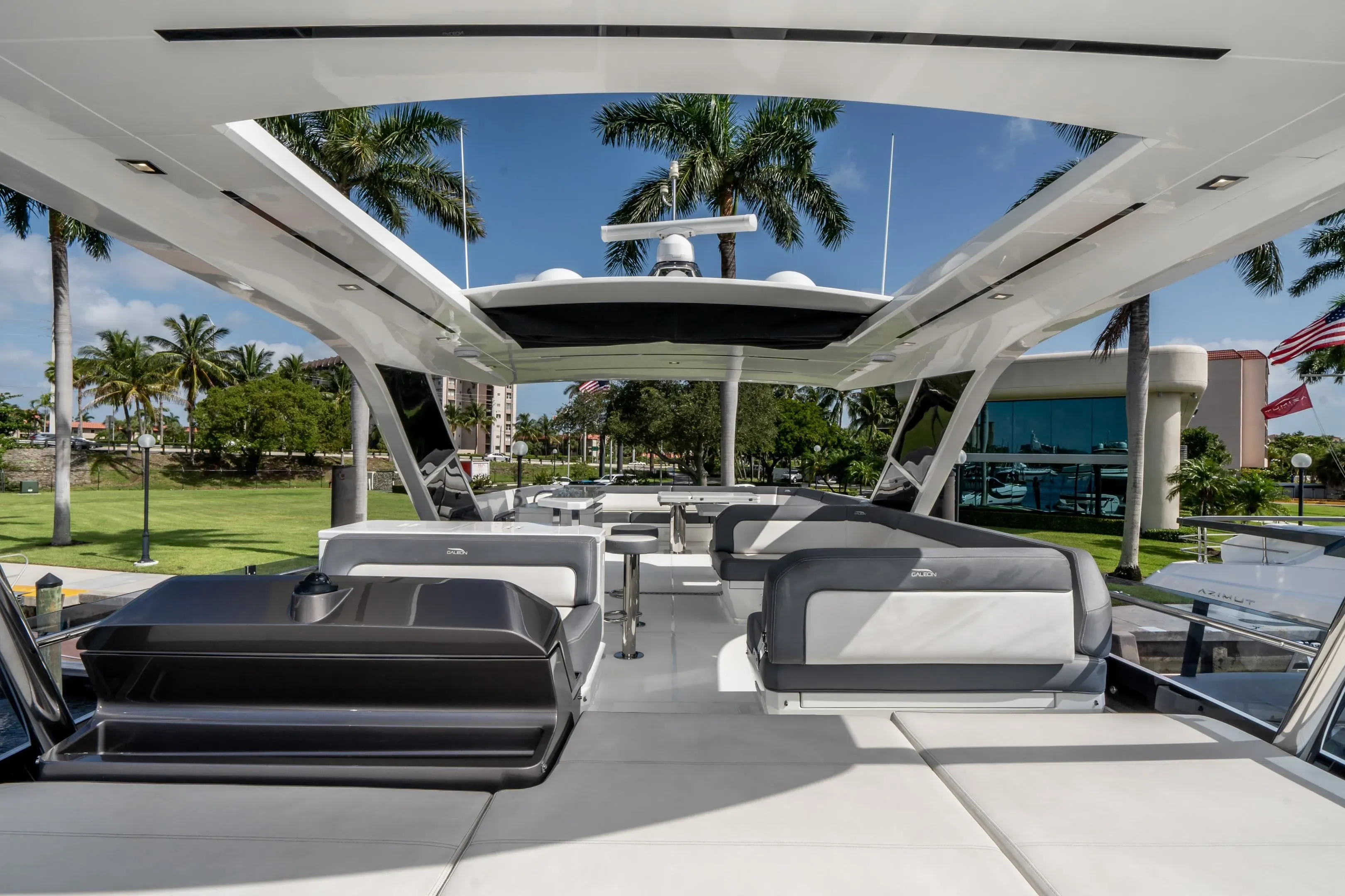 2019 Galeon
                                                             640 FLY Image Thumbnail #51