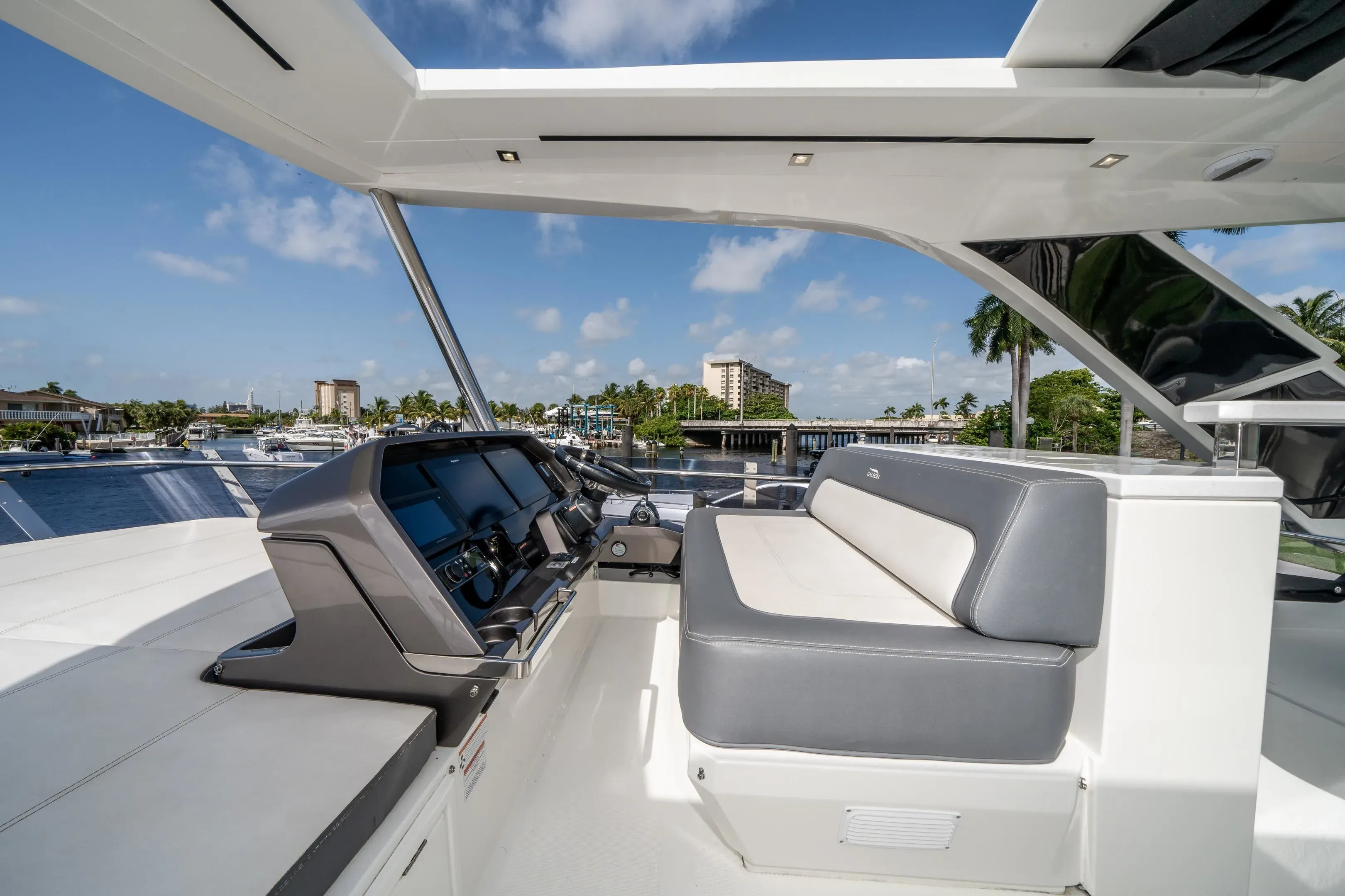 2019 Galeon
                                                             640 FLY Image Thumbnail #50