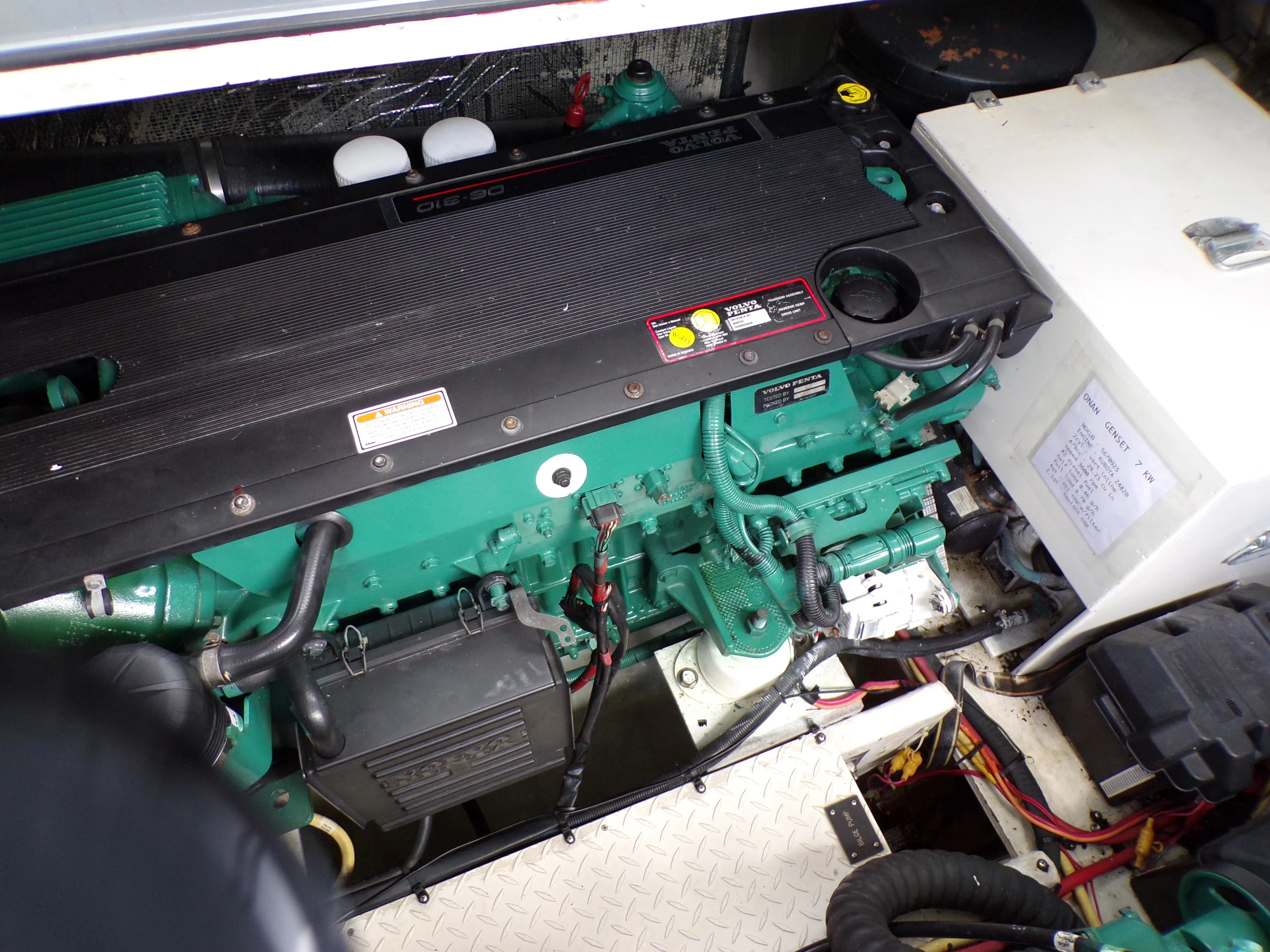 2005 Cruisers Yachts 370 EXPRESS Image Thumbnail #53