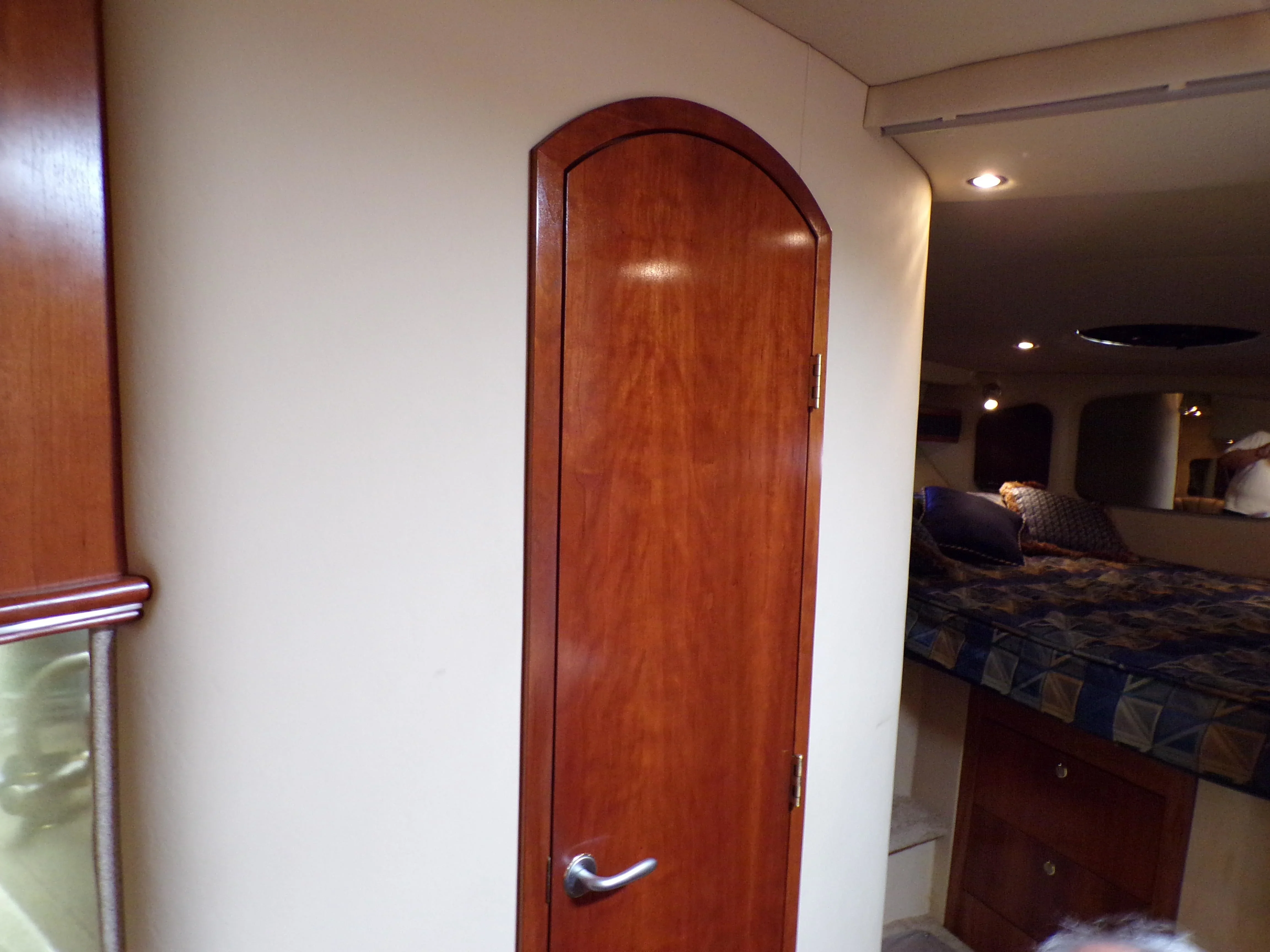 2005 Cruisers Yachts 370 EXPRESS Image Thumbnail #68