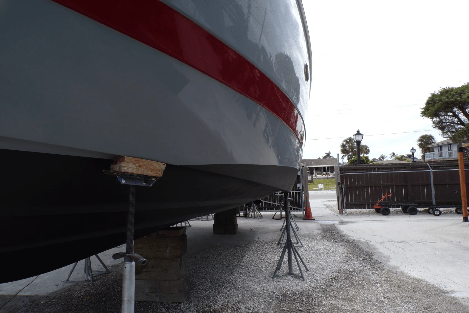 2005 Cruisers Yachts 370 EXPRESS Image Thumbnail #15