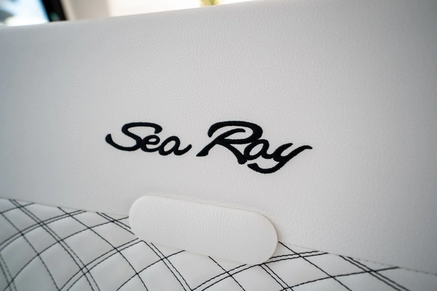 2023 Sea Ray
                                                             Sundancer 370 OB Image Thumbnail #23