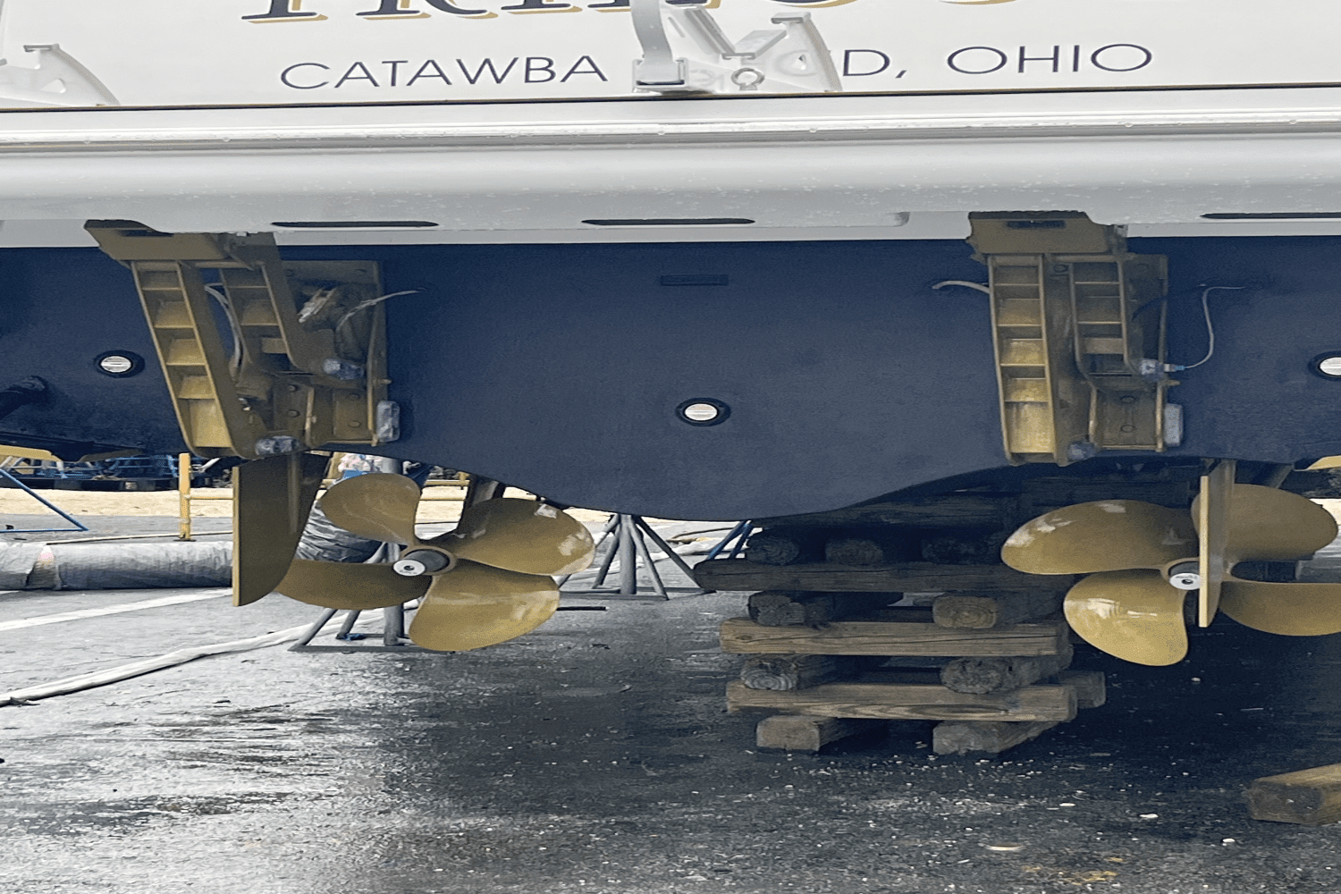 2017 Azimut
                                                             54 FLYBRIDGE Image Thumbnail #34