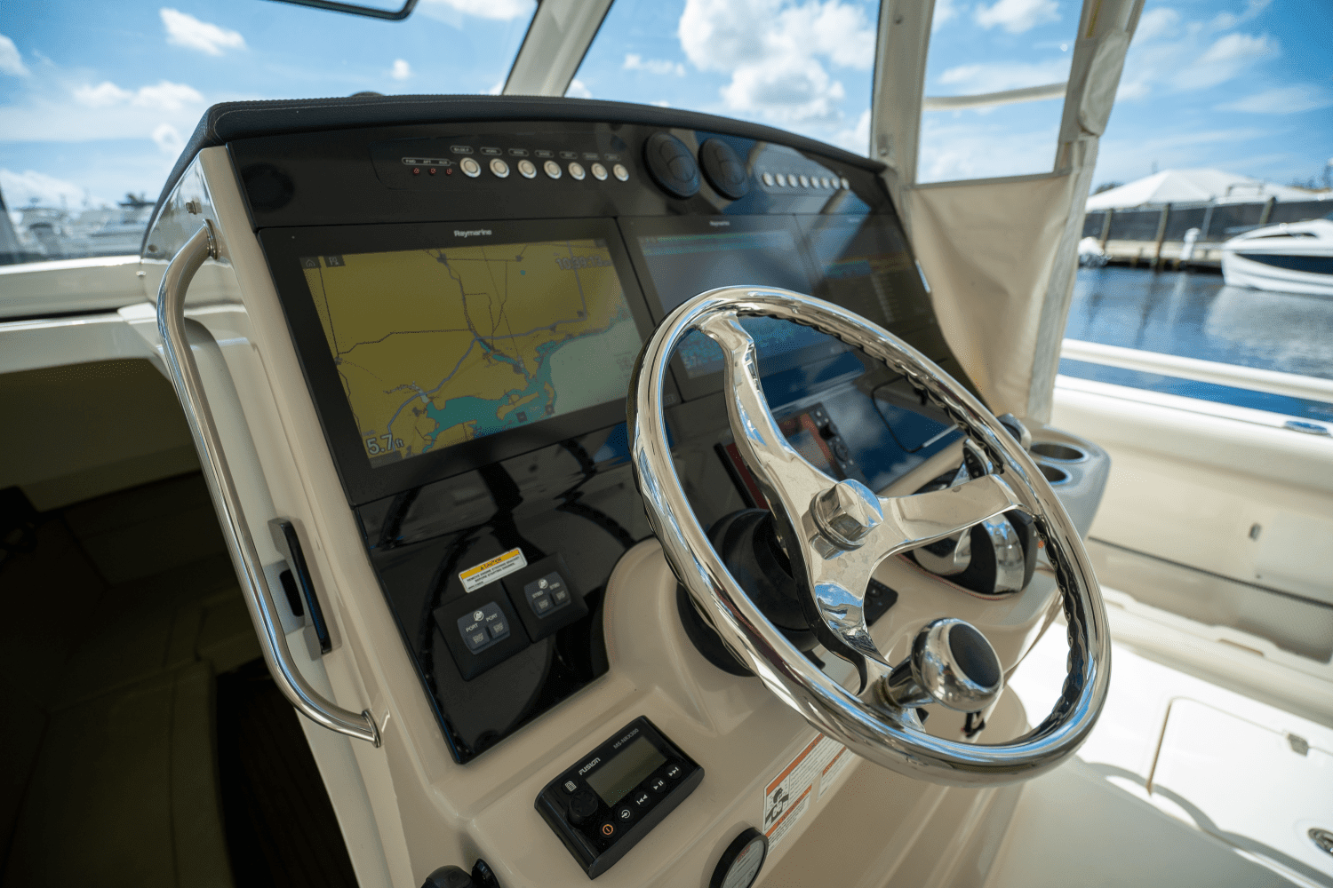 2019 Boston Whaler 420 OUTRAGE Image Thumbnail #38