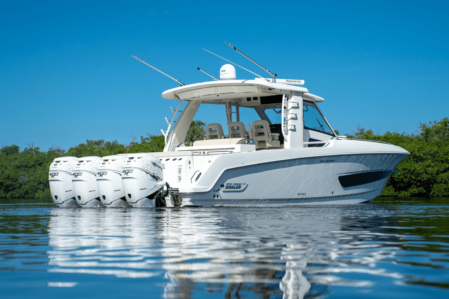 2019 Boston Whaler 420 OUTRAGE Image Thumbnail #20