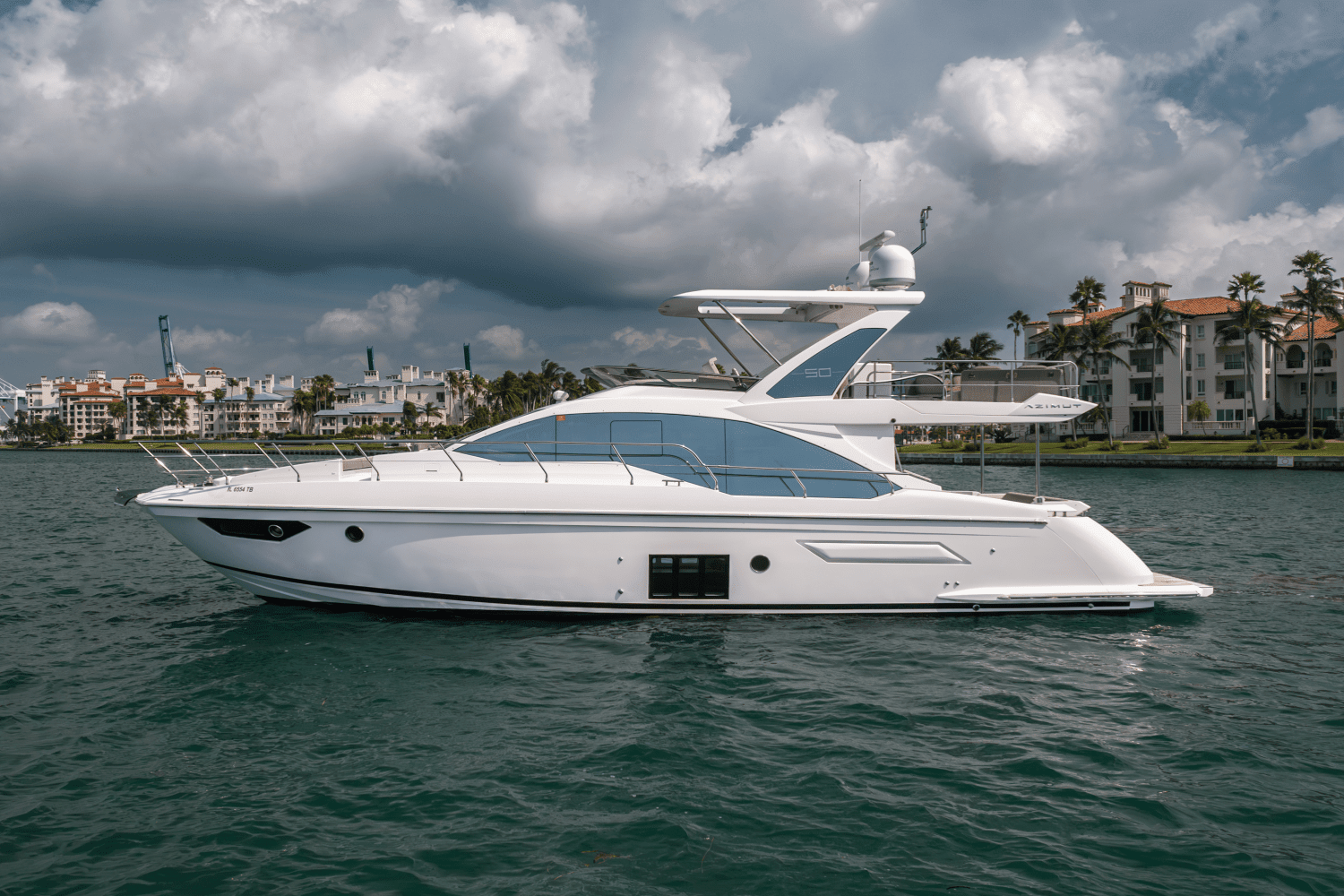 2022 Azimut
                                                             50 FLYBRIDGE Image Thumbnail #2