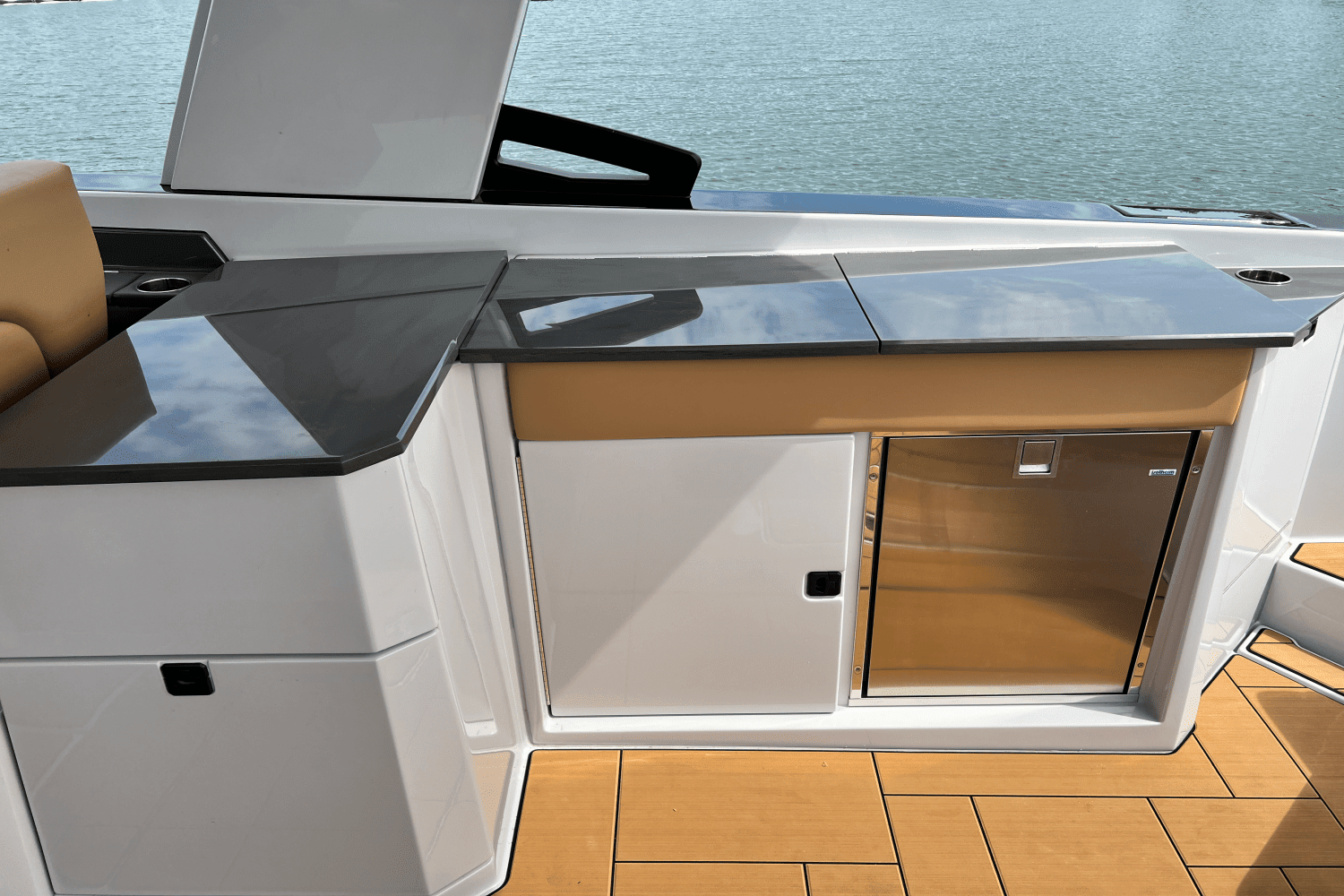 2023 Aviara AV36 Image Thumbnail #31