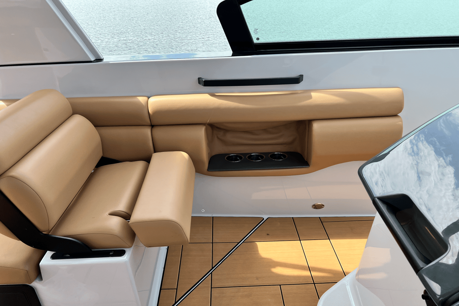 2023 Aviara AV36 Image Thumbnail #29