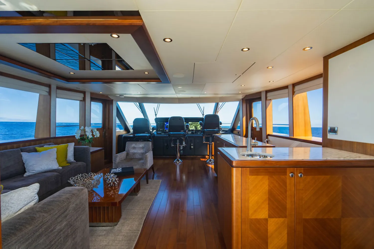 2018 Ocean Alexander 100 Image Thumbnail #15