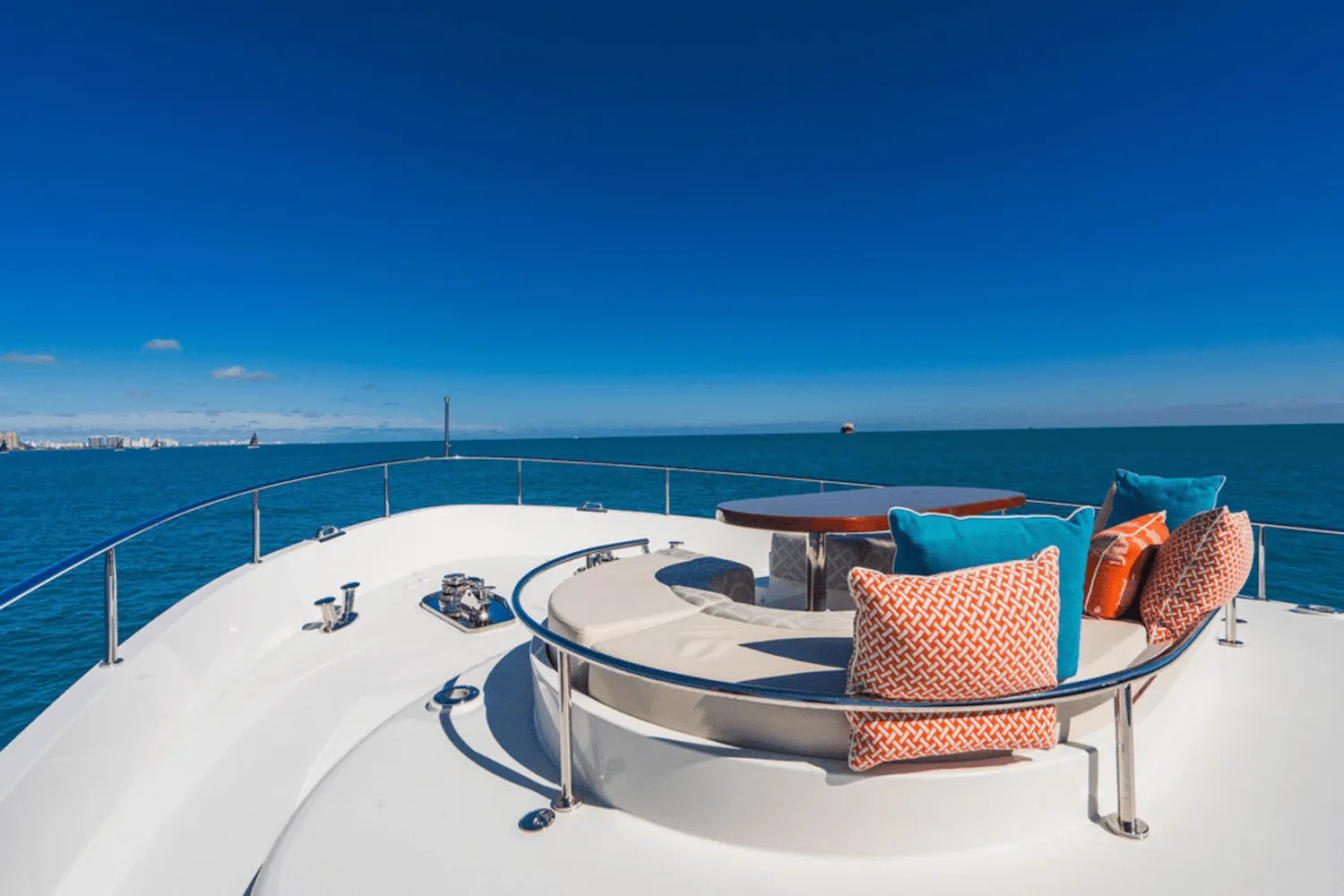 2018 Ocean Alexander 100 Image Thumbnail #9