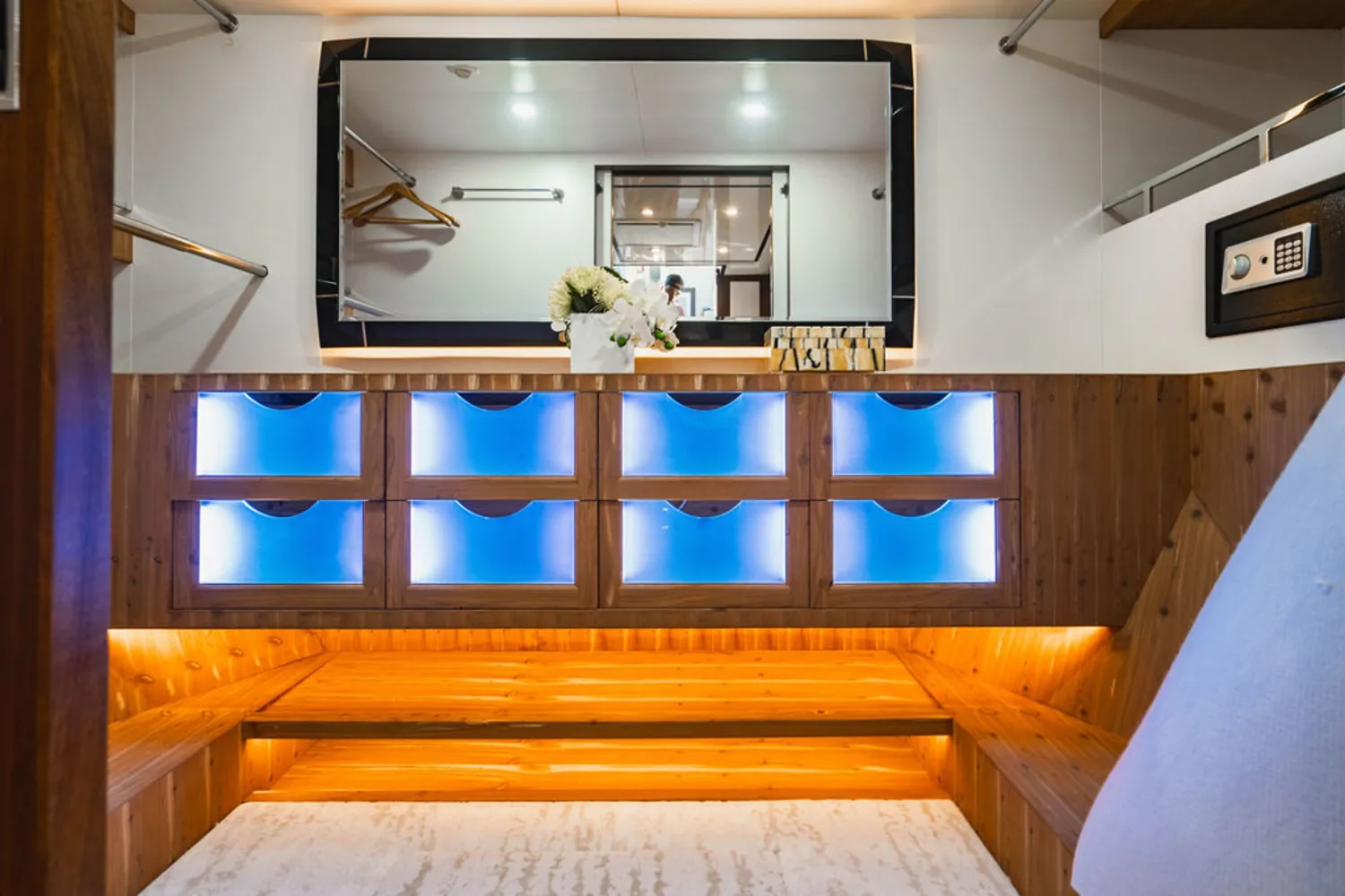2018 Ocean Alexander 100 Image Thumbnail #35