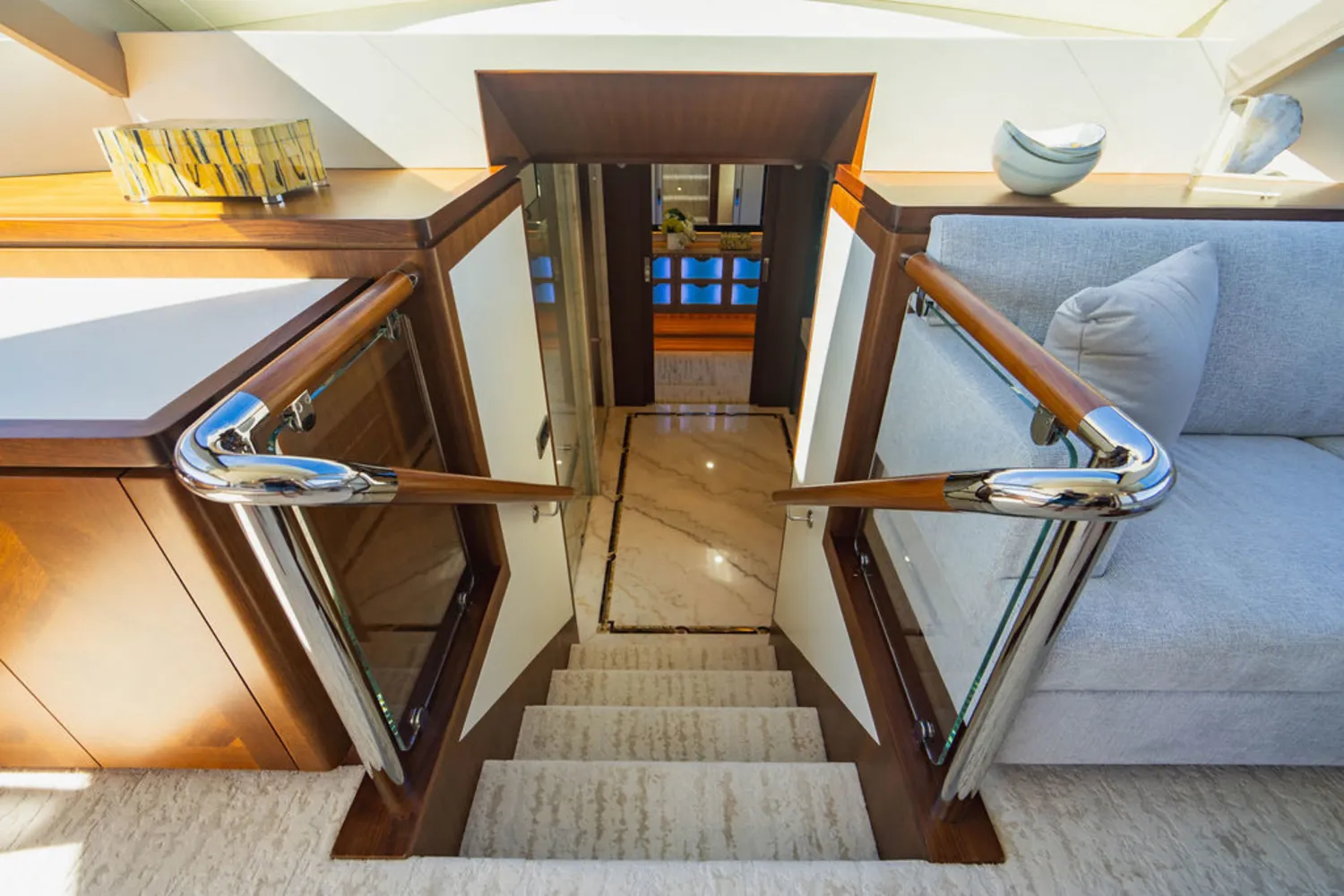 2018 Ocean Alexander 100 Image Thumbnail #33