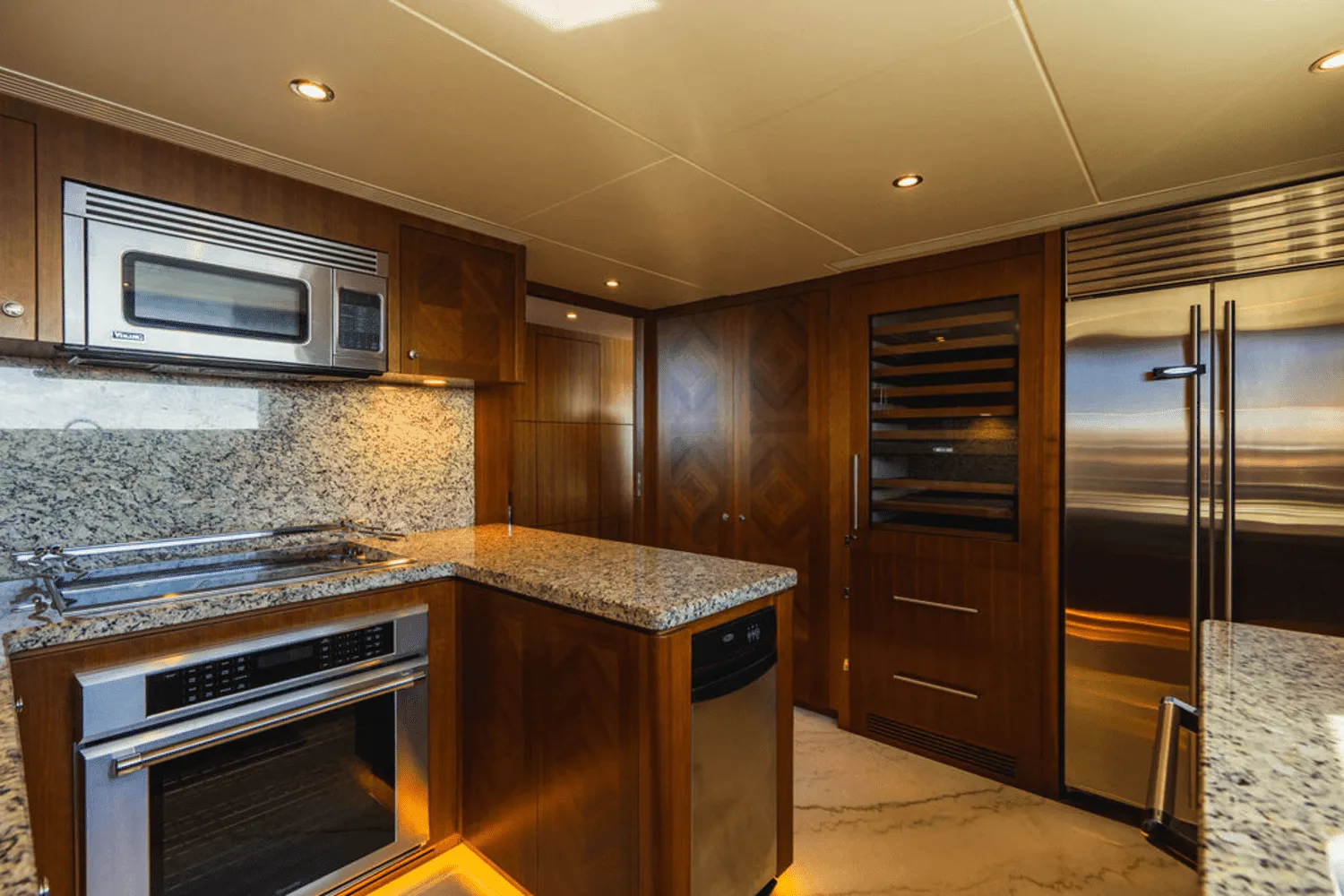 2018 Ocean Alexander 100 Image Thumbnail #27