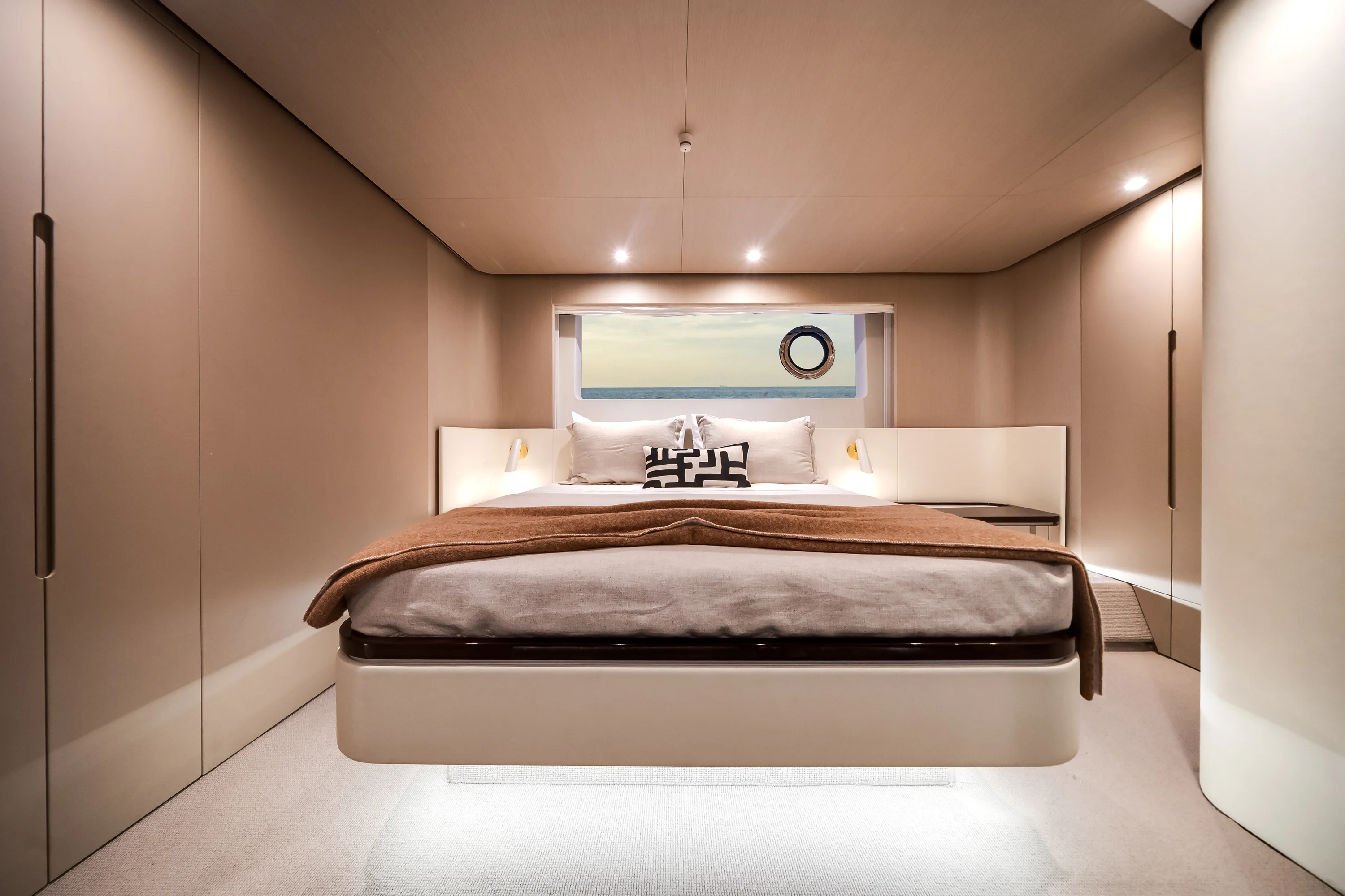 2025 Azimut Fly 68 Image Thumbnail #25