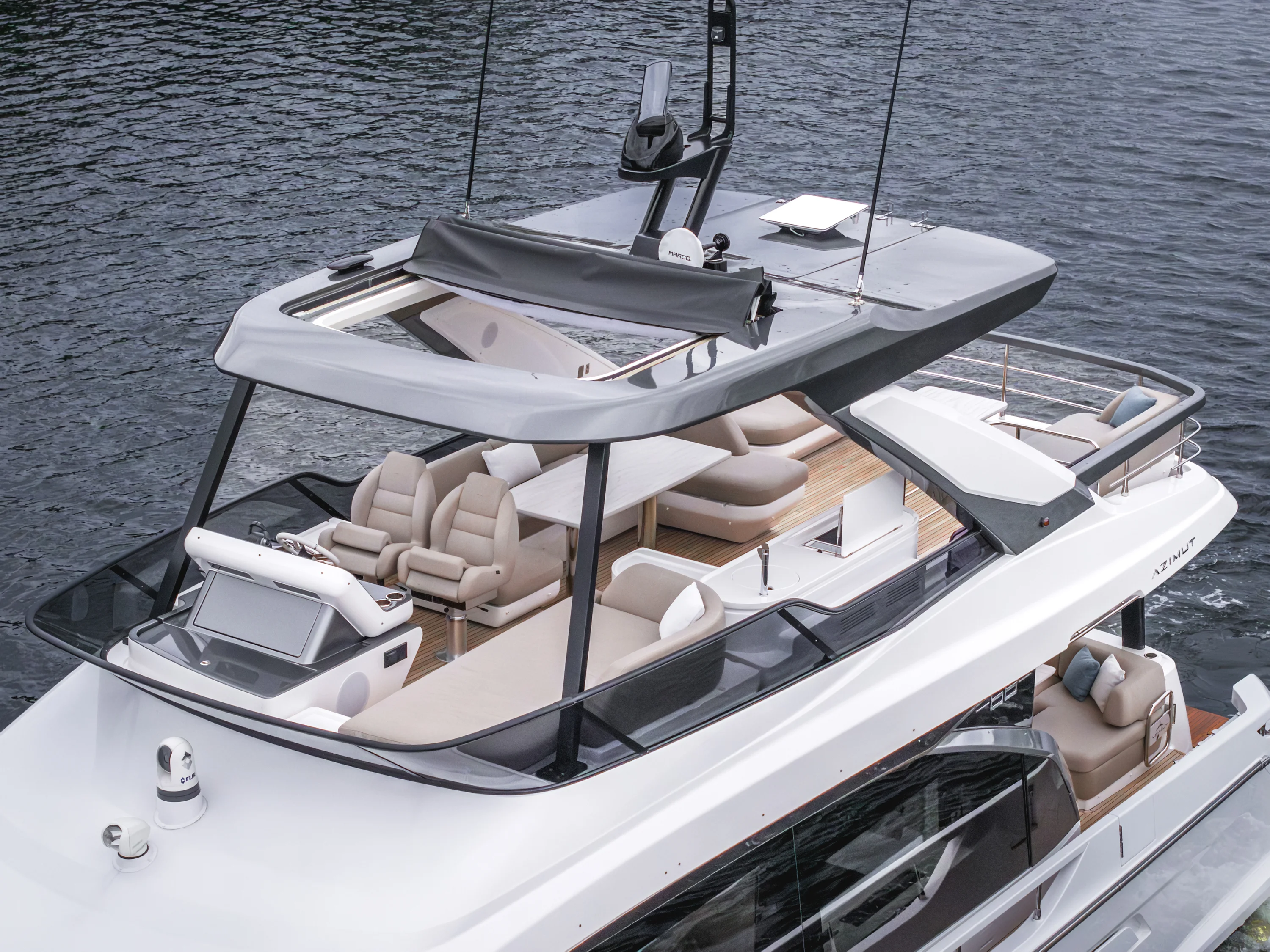 2025 Azimut Fly 68 Image Thumbnail #9