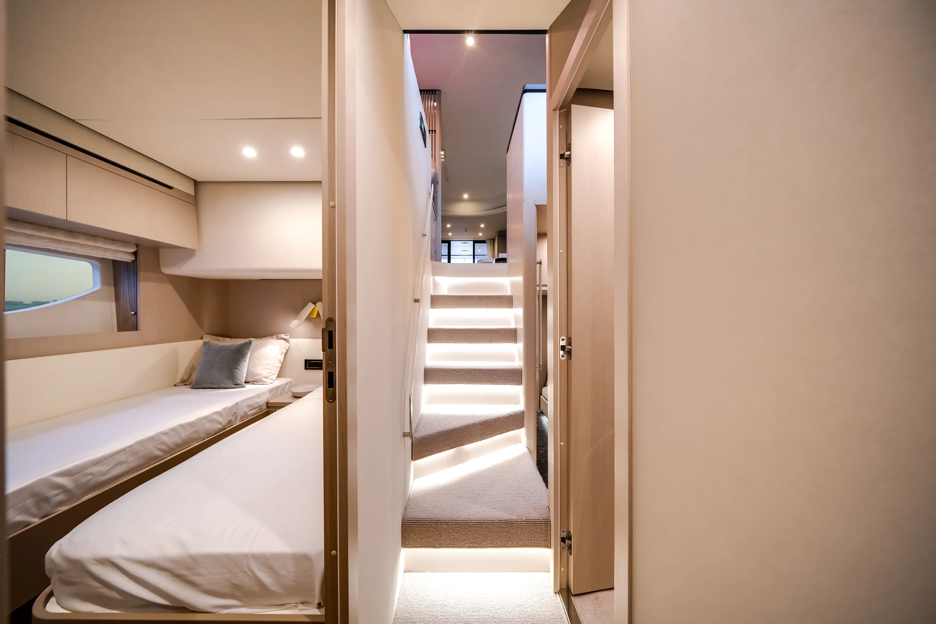 2025 Azimut Fly 68 Image Thumbnail #35