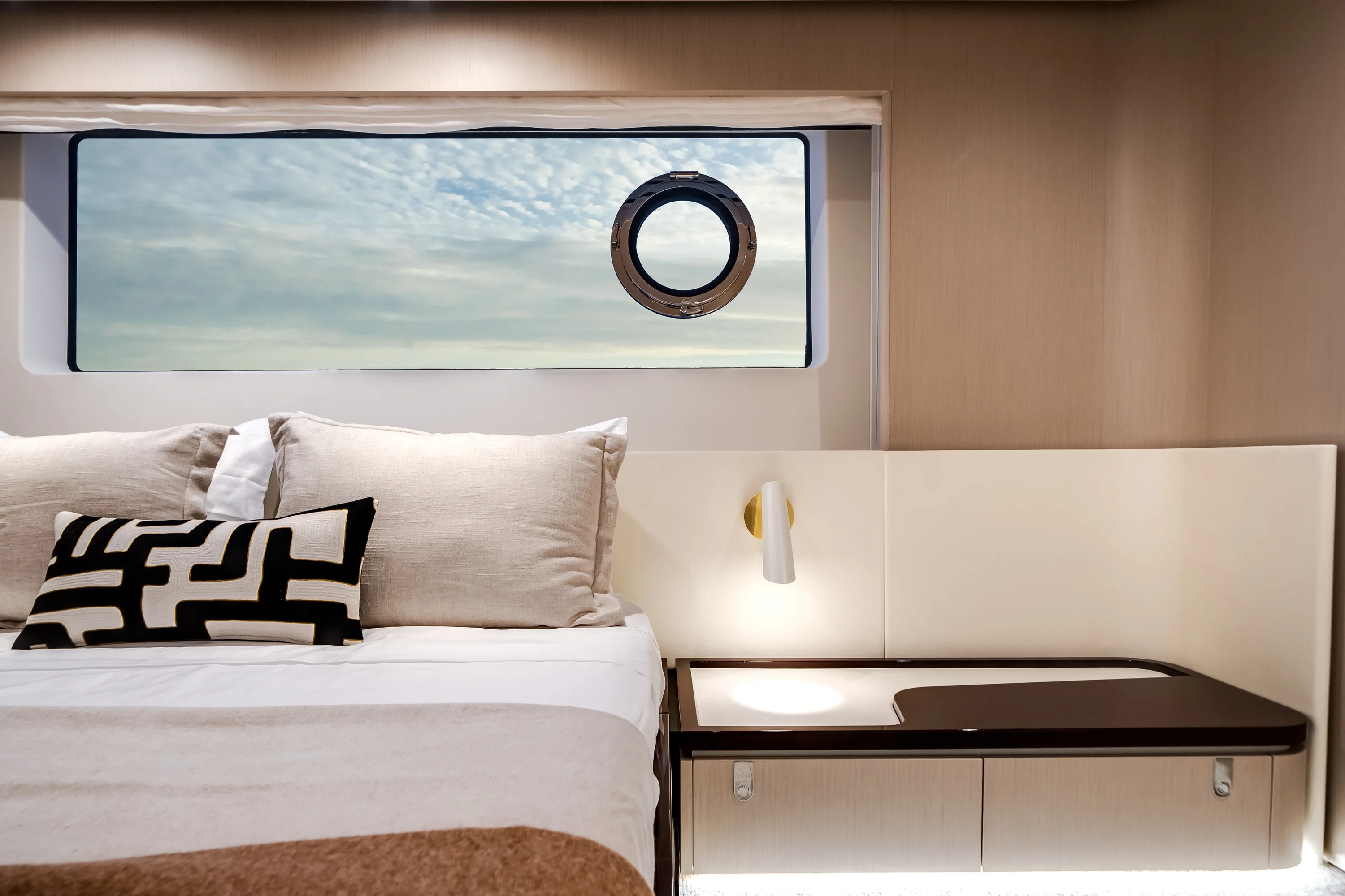 2025 Azimut Fly 68 Image Thumbnail #26