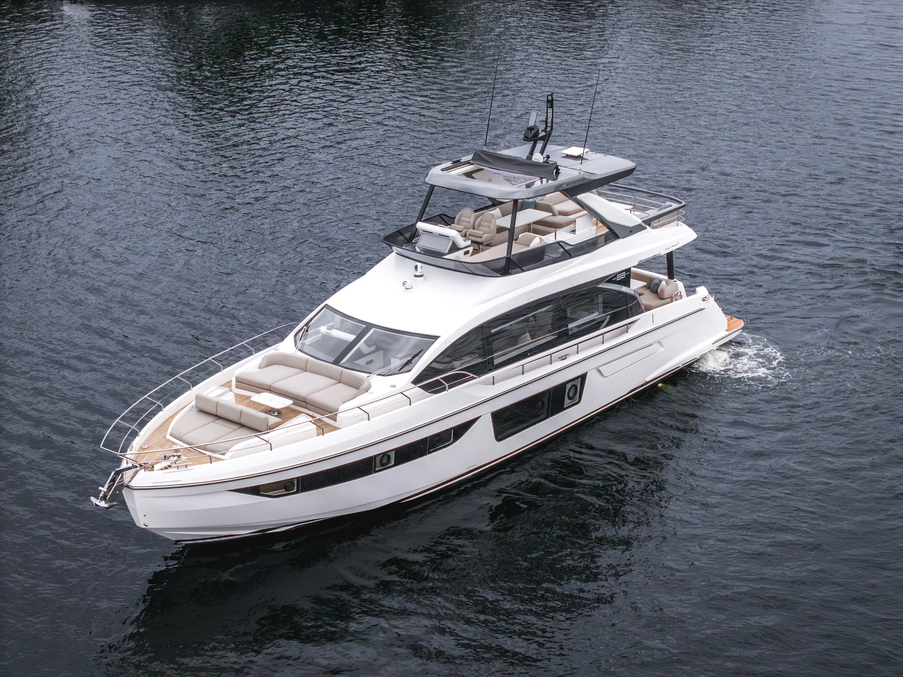 2025 Azimut Fly 68 Image Thumbnail #1